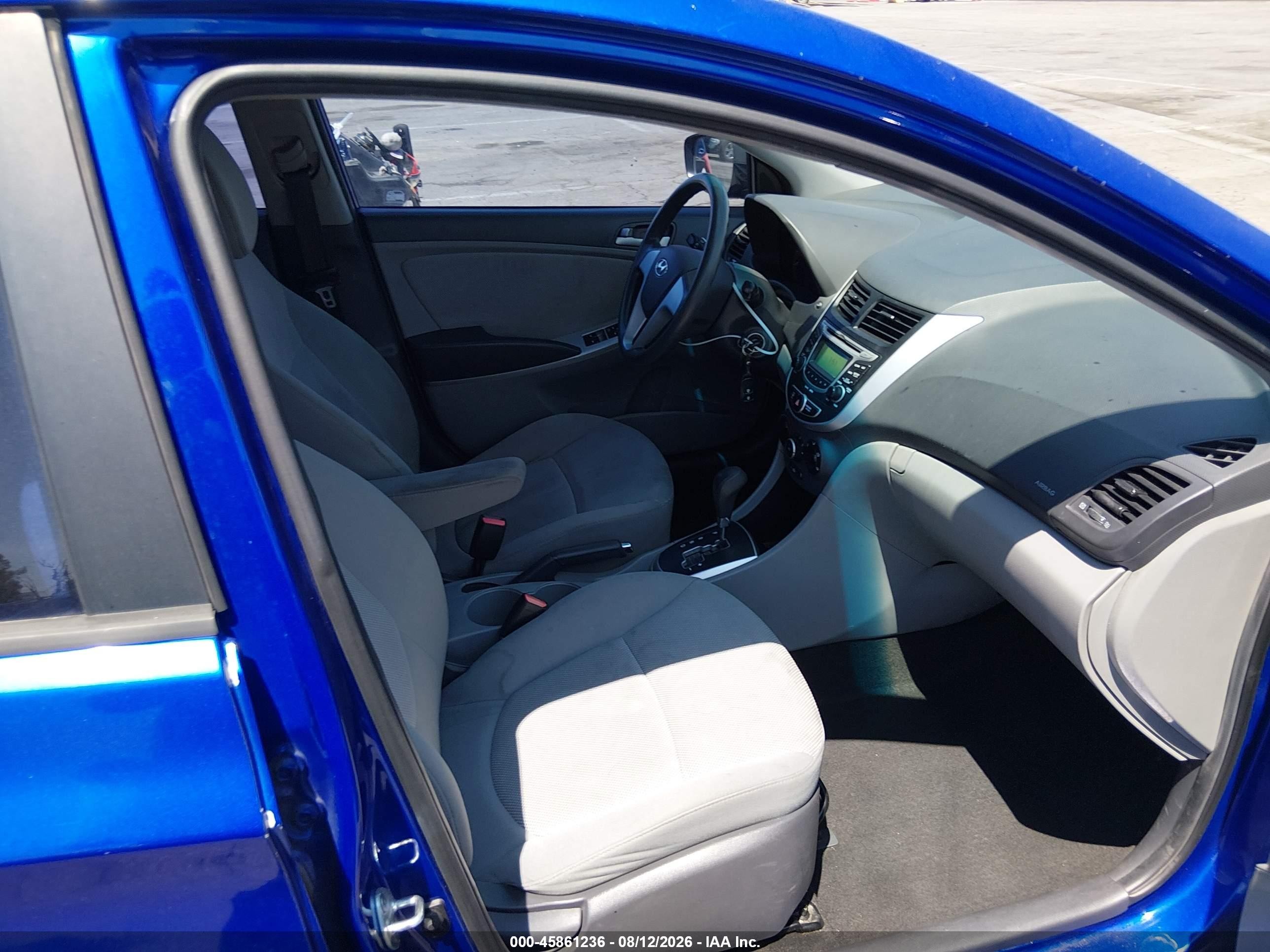 2013 Hyundai Accent Gls Blue vin: KMHCT4AE4DU459970
