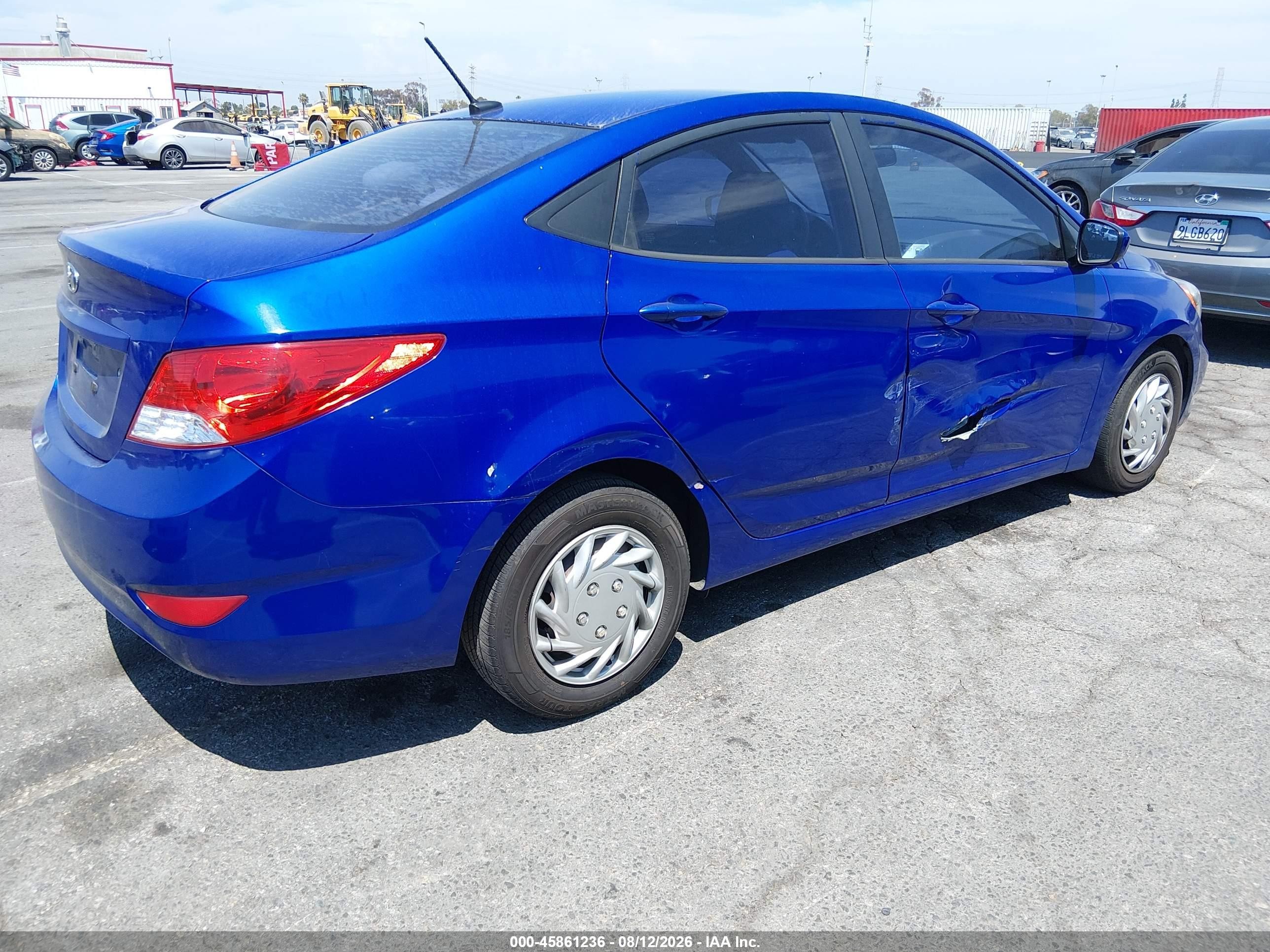 2013 Hyundai Accent Gls Blue vin: KMHCT4AE4DU459970