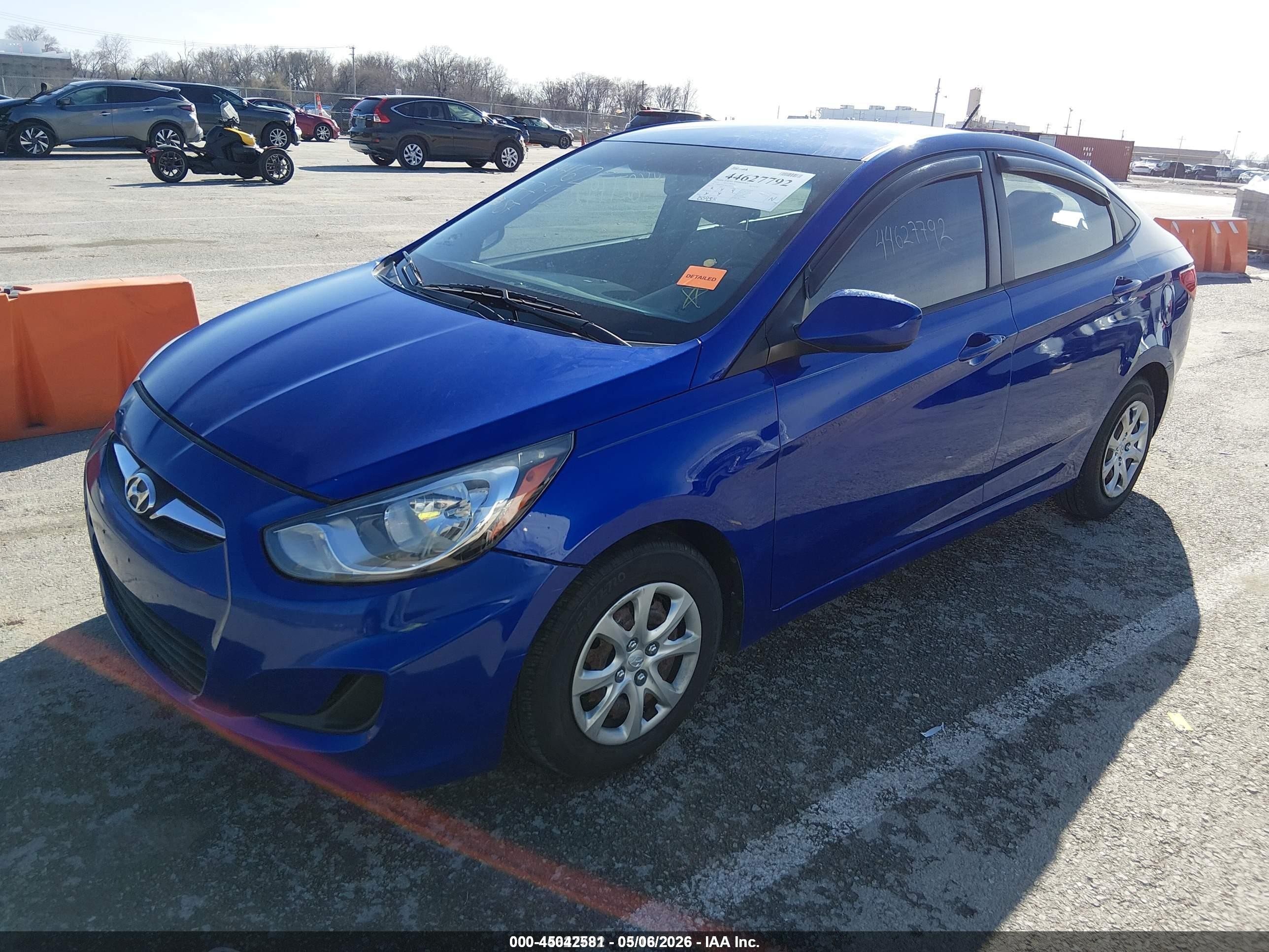 2013 Hyundai Accent Gls Blue vin: KMHCT4AE4DU503076