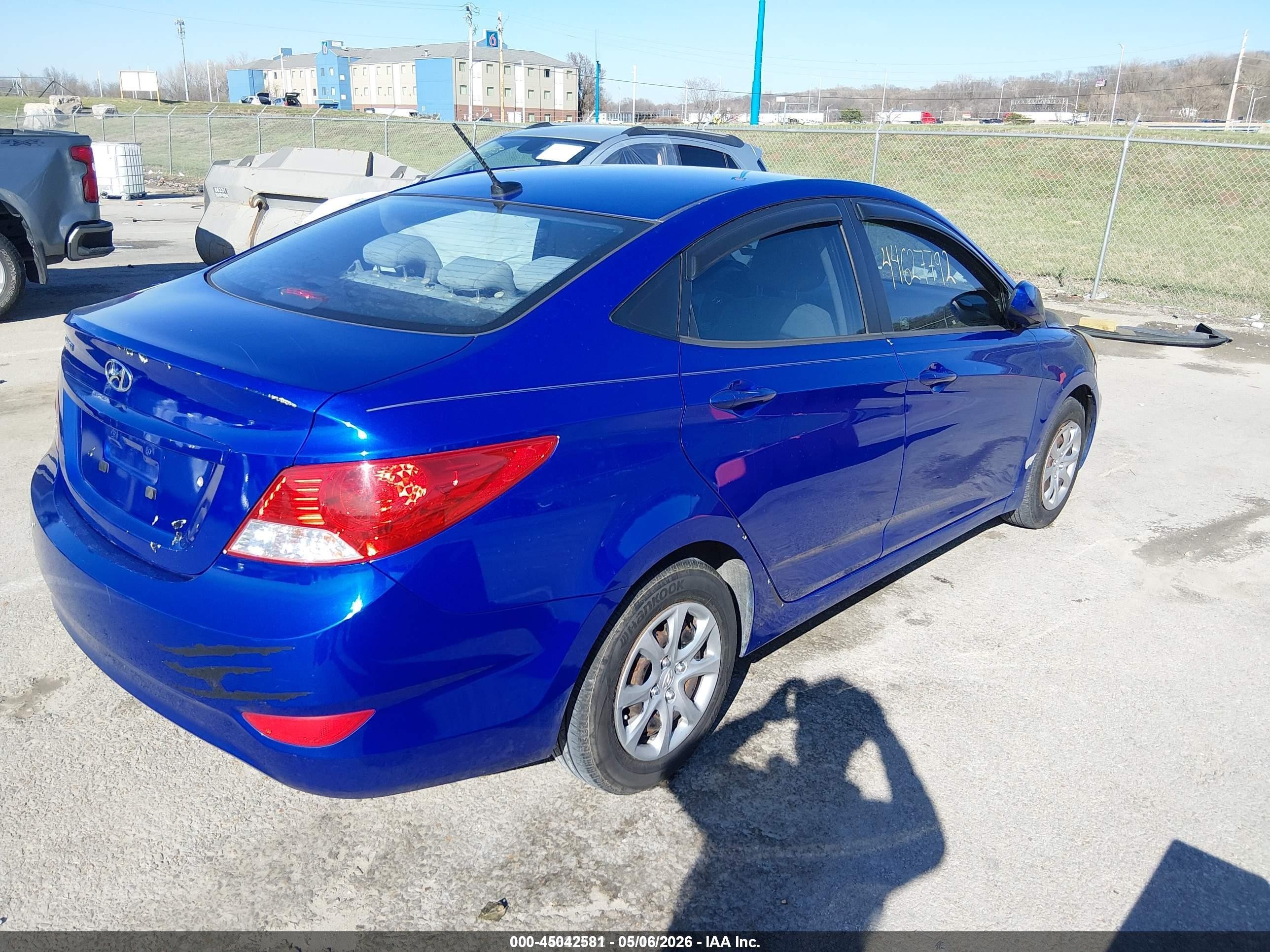 2013 Hyundai Accent Gls Blue vin: KMHCT4AE4DU503076