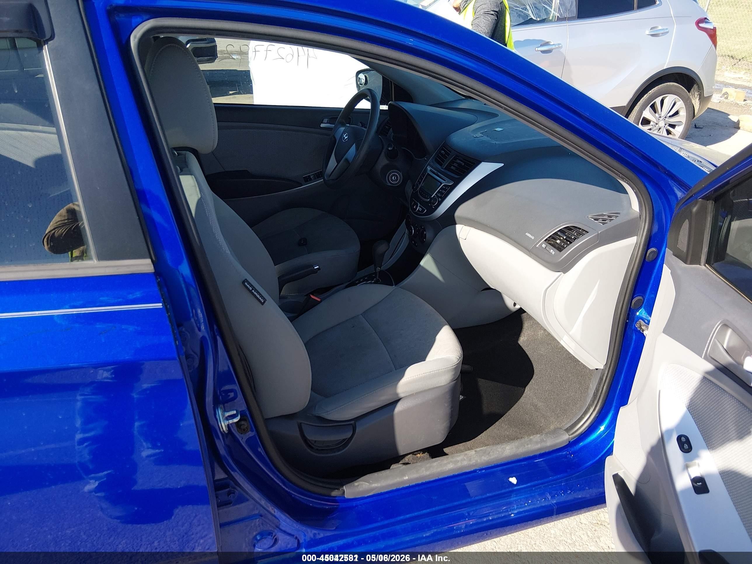 2013 Hyundai Accent Gls Blue vin: KMHCT4AE4DU503076