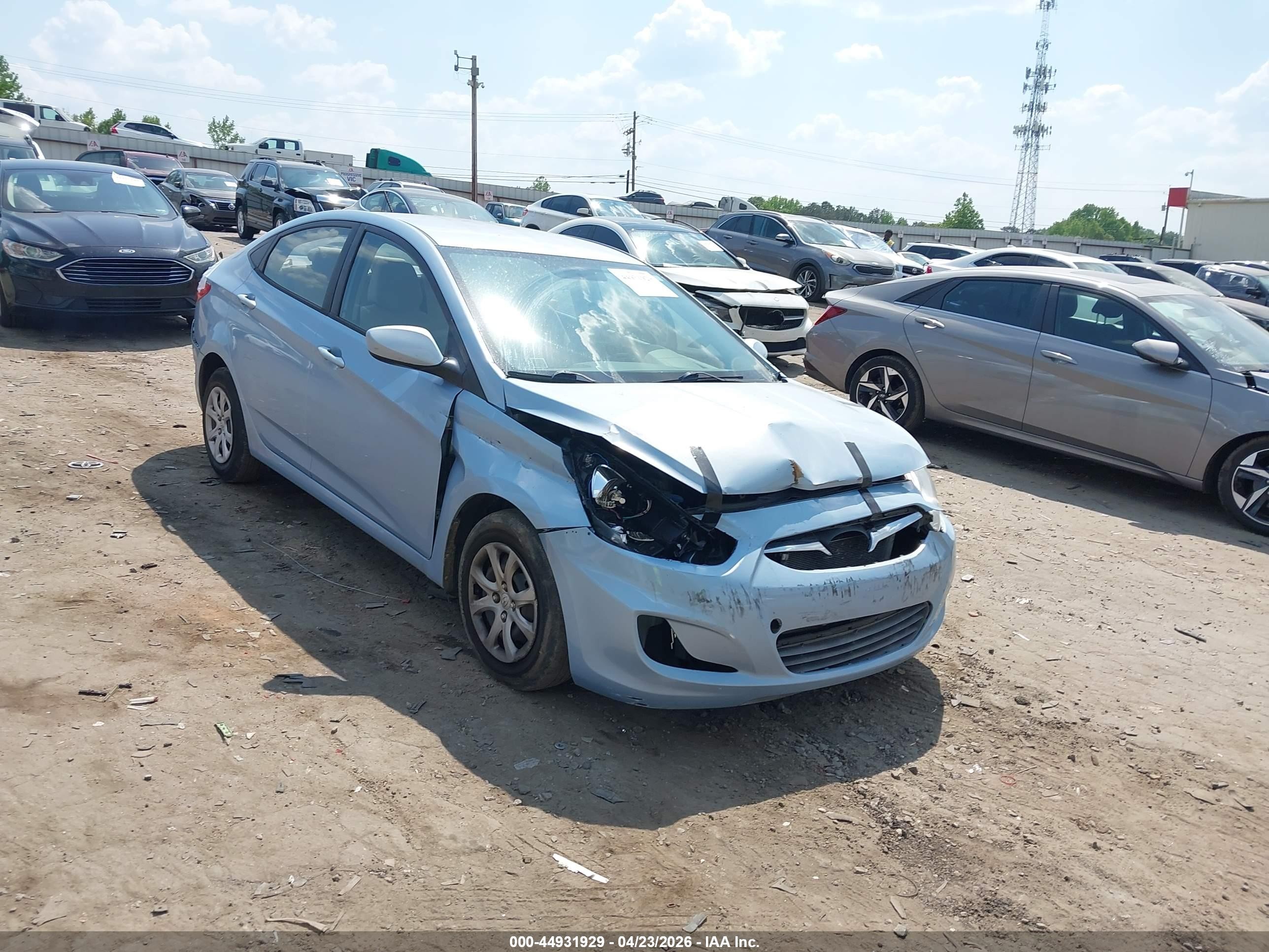 2013 Hyundai Accent Gls Синий vin: KMHCT4AE4DU526311