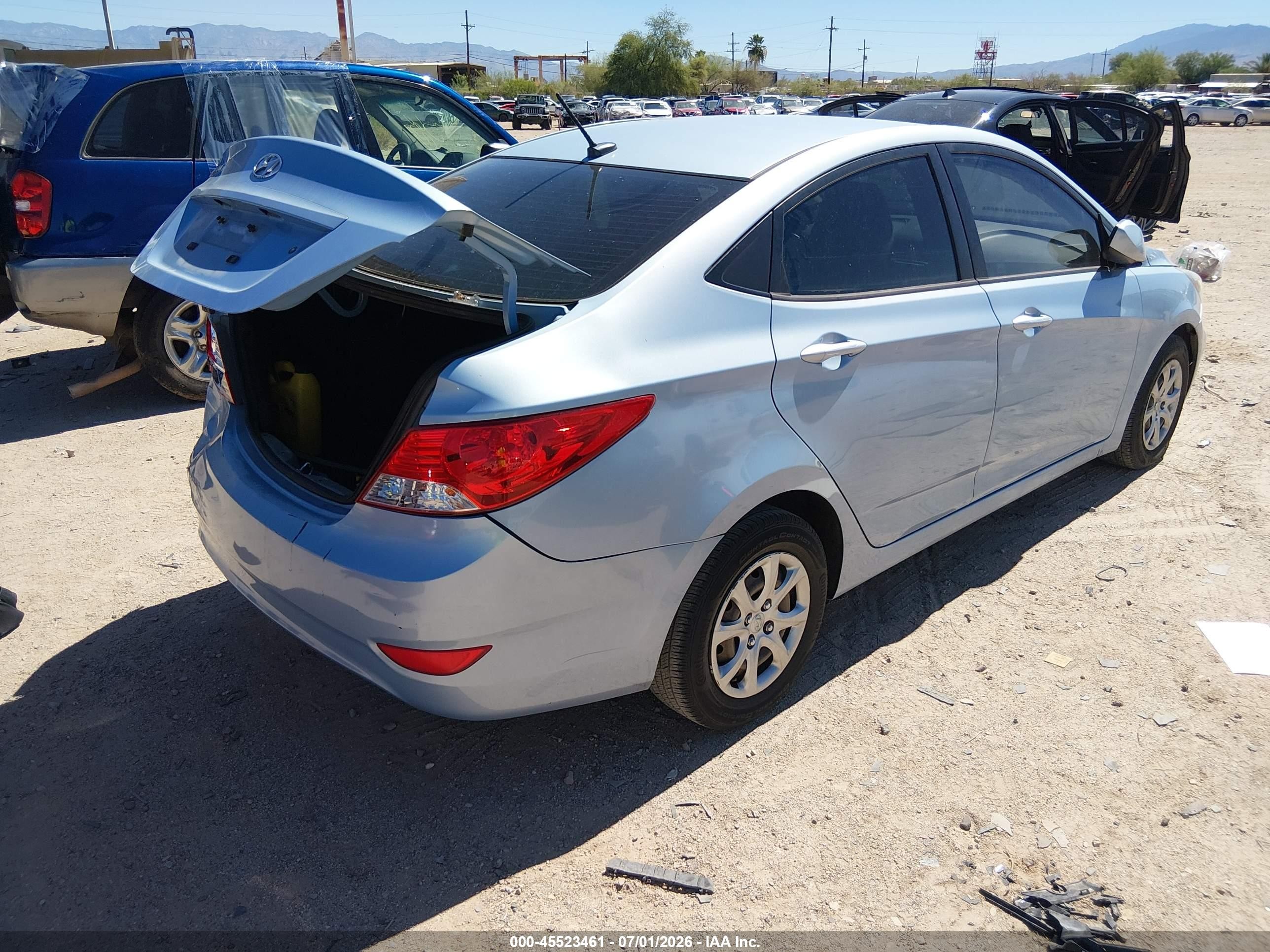 2013 Hyundai Accent Gls Blue vin: KMHCT4AE4DU559311