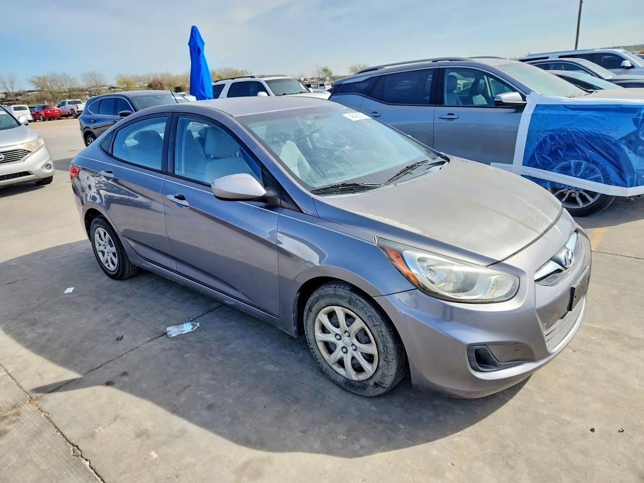 2013 Hyundai Accent Gls Silver vin: KMHCT4AE4DU562418