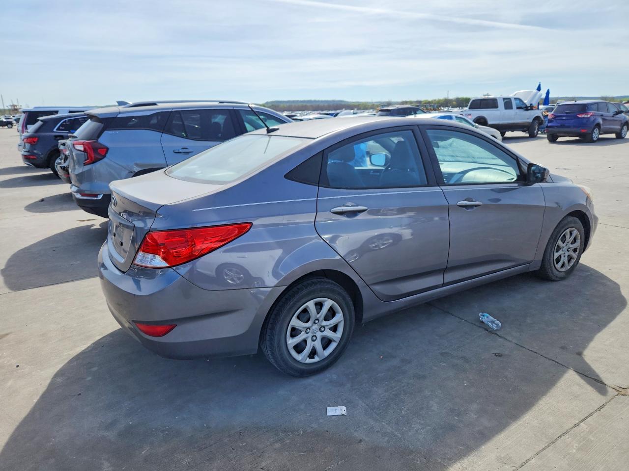 2013 Hyundai Accent Gls Silver vin: KMHCT4AE4DU562418
