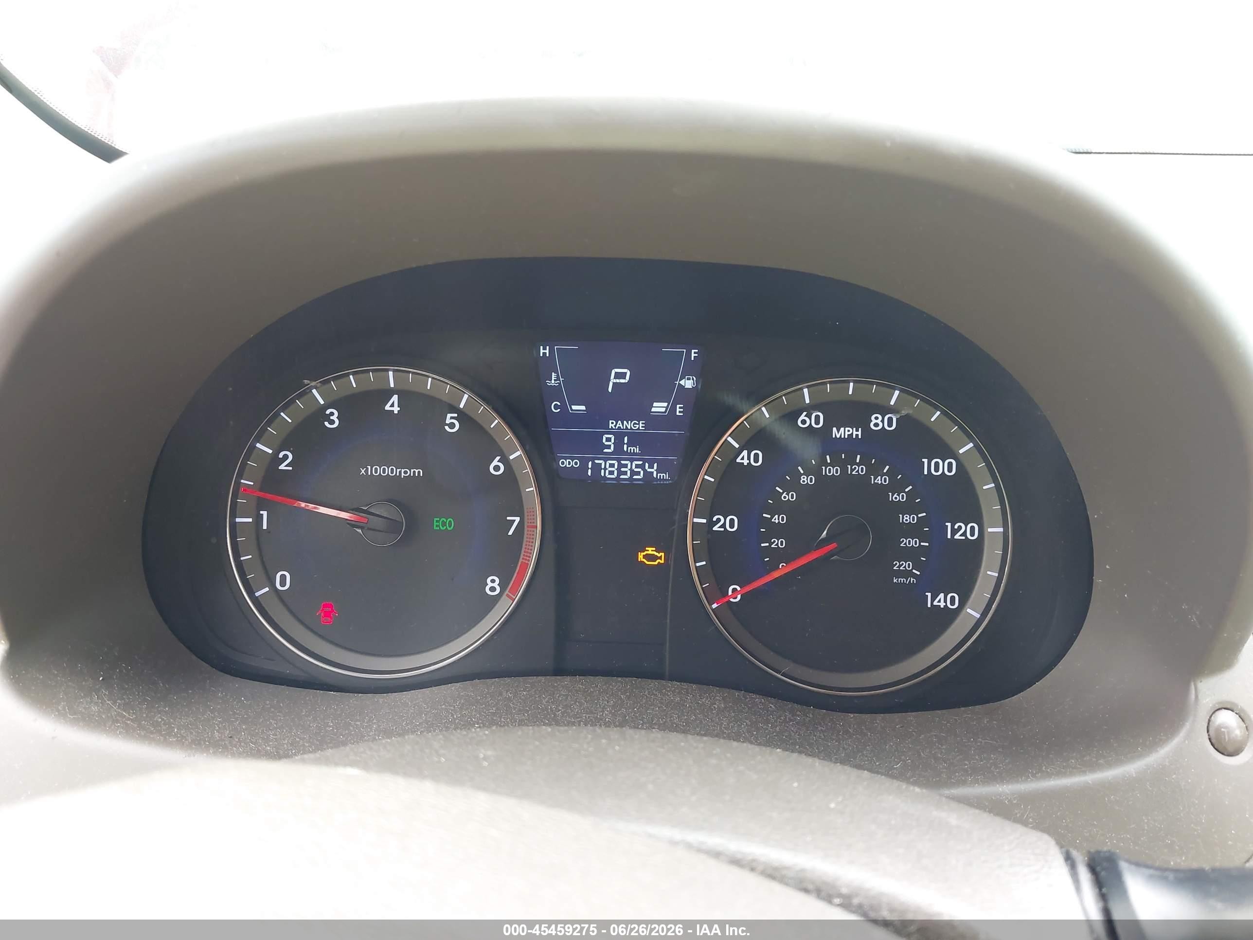 2013 Hyundai Accent Gls Red vin: KMHCT4AE4DU584175