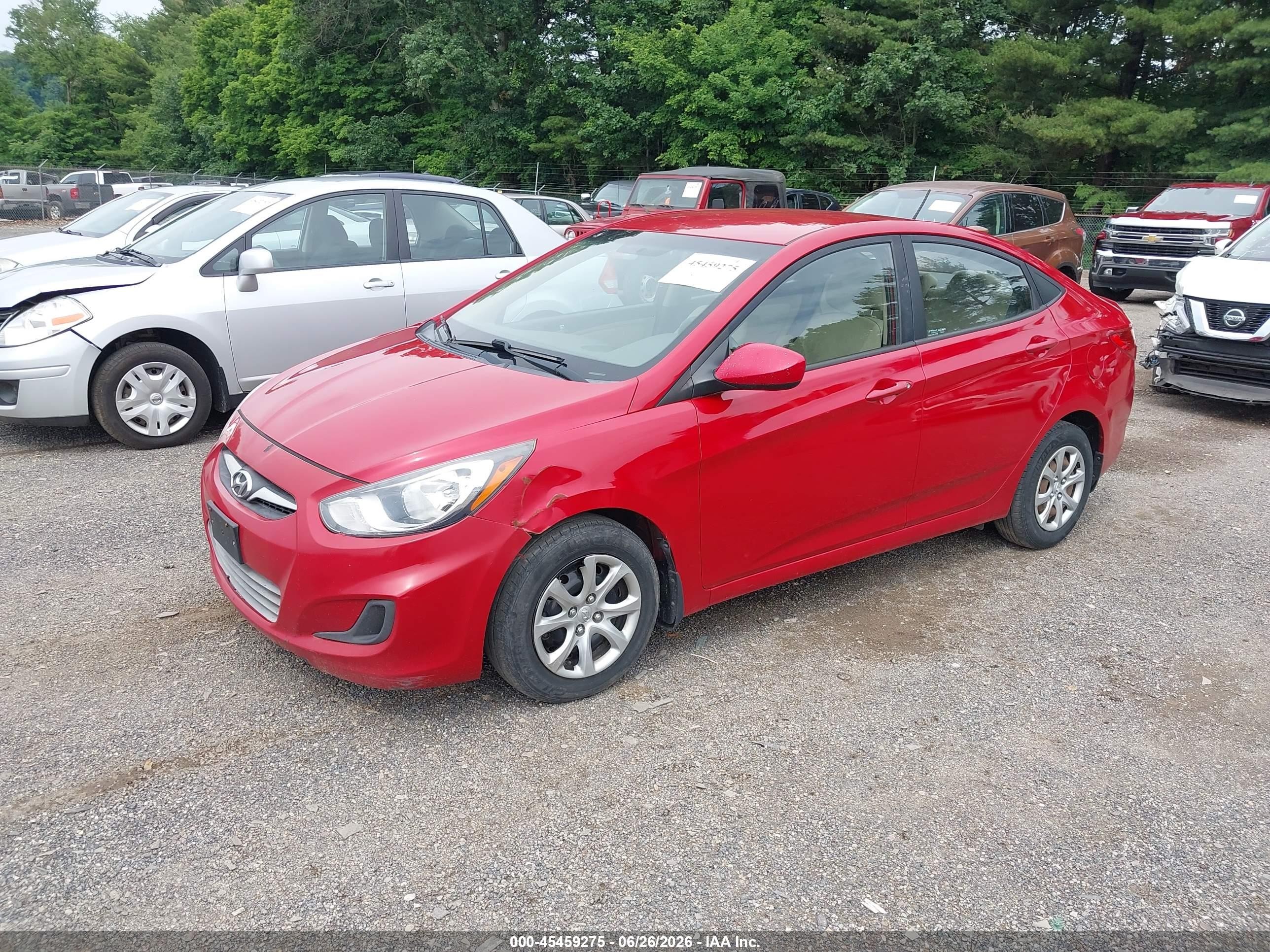 2013 Hyundai Accent Gls Red vin: KMHCT4AE4DU584175