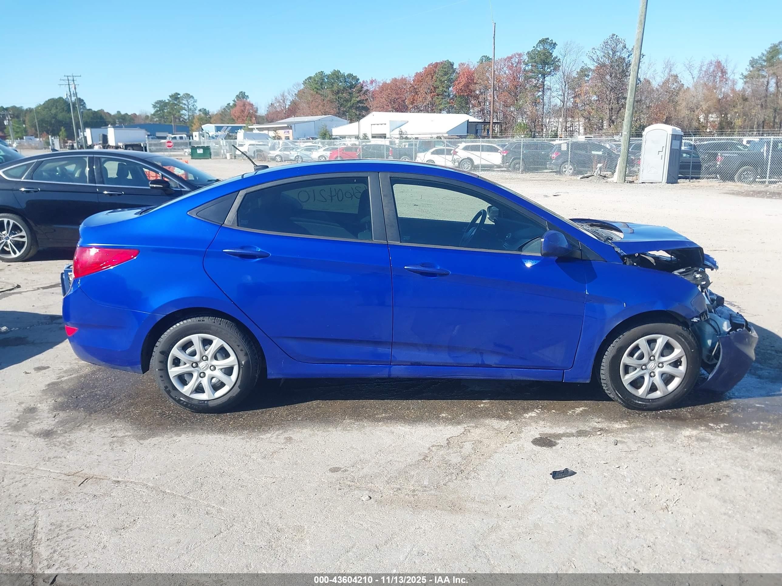 2014 Hyundai Accent Gls Blue vin: KMHCT4AE4EU612025