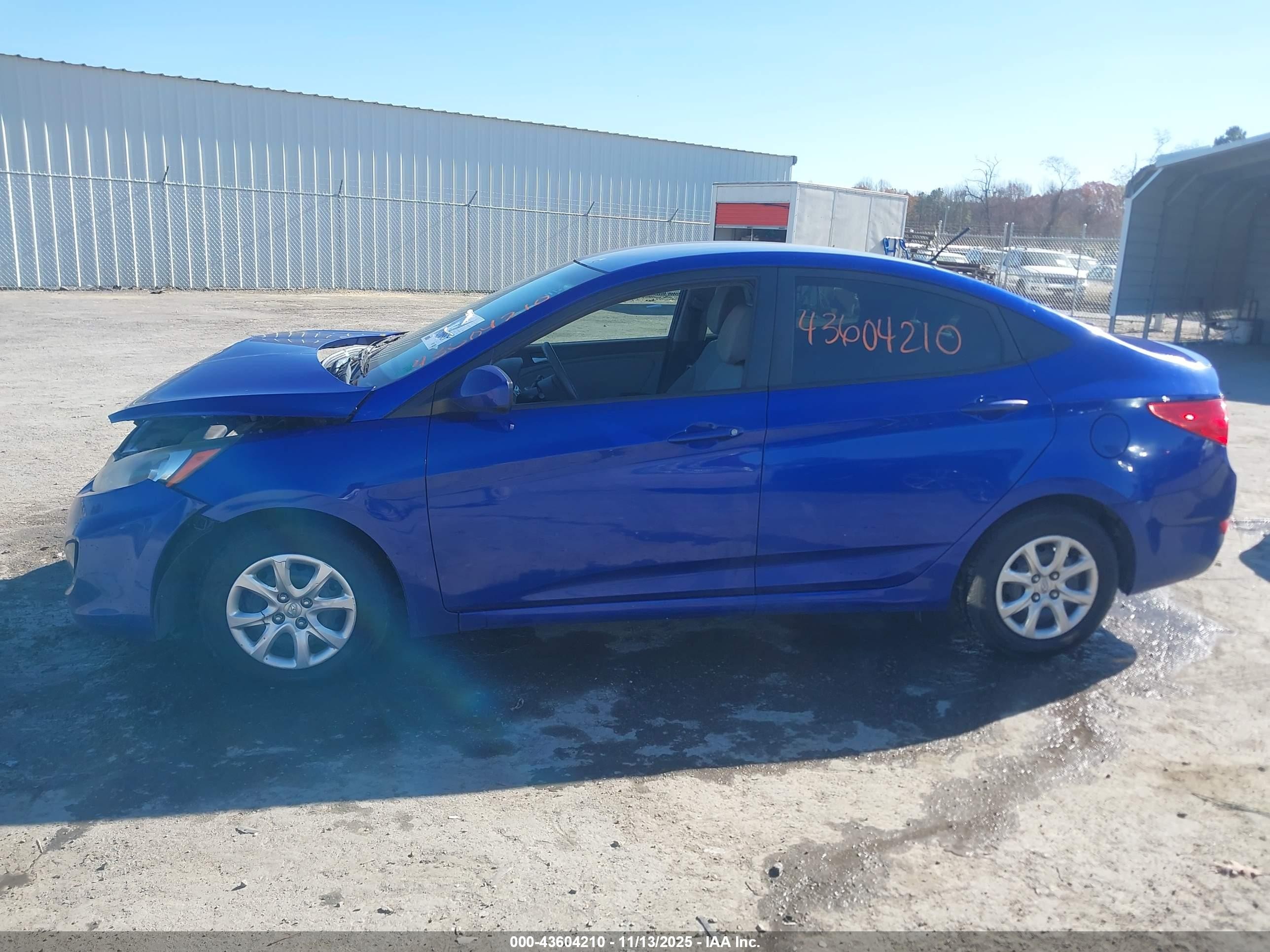 2014 Hyundai Accent Gls Blue vin: KMHCT4AE4EU612025