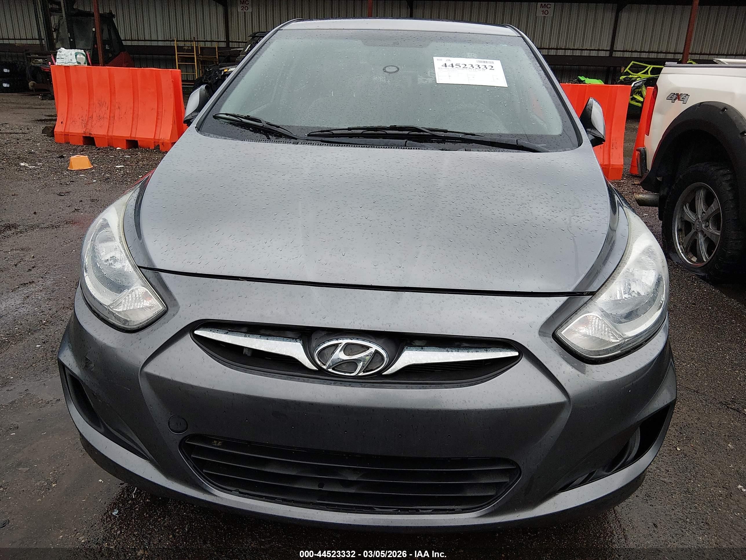 2014 Hyundai Accent Gls Серый vin: KMHCT4AE4EU630329