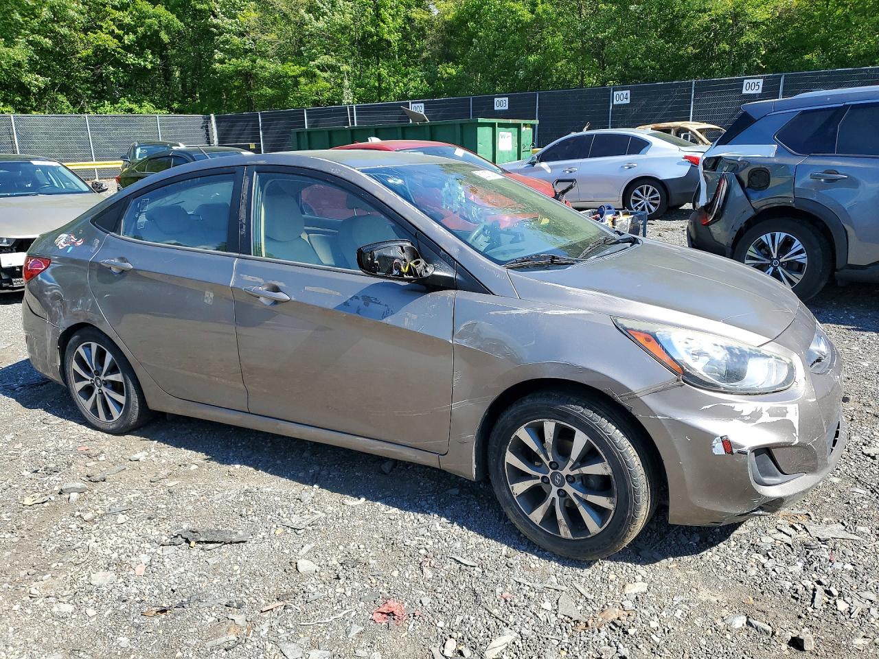 2014 Hyundai Accent Gls Tan vin: KMHCT4AE4EU638592