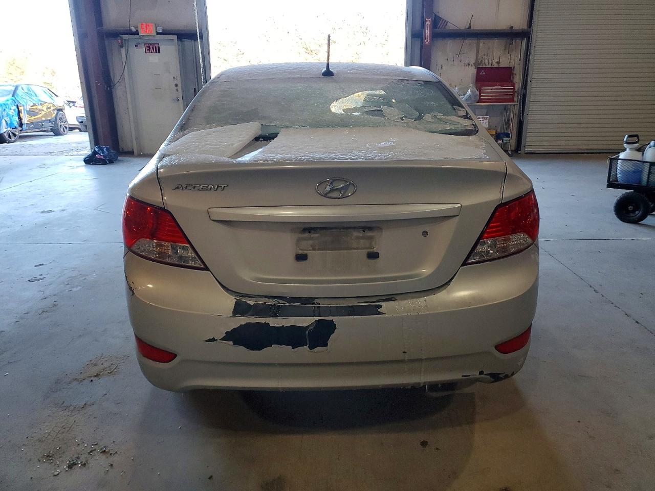 2014 Hyundai Accent Gls Silver vin: KMHCT4AE4EU641069