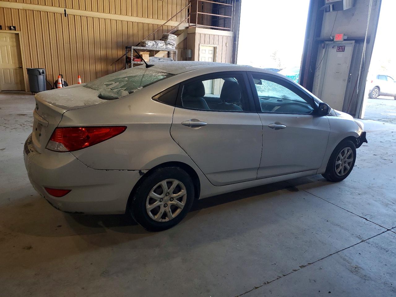 2014 Hyundai Accent Gls Silver vin: KMHCT4AE4EU641069