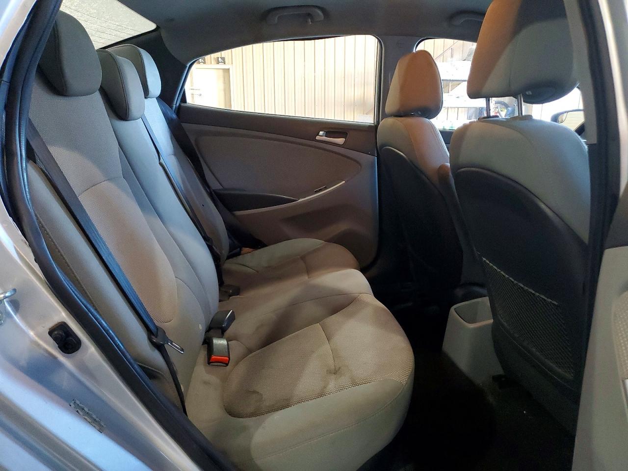 2014 Hyundai Accent Gls Silver vin: KMHCT4AE4EU641069
