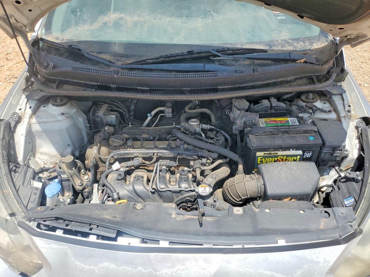 2014 Hyundai Accent Gls Silver vin: KMHCT4AE4EU665680