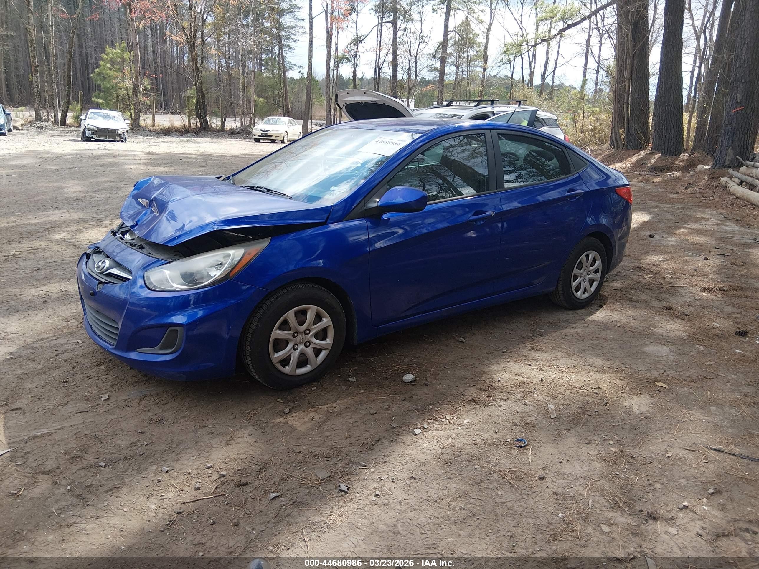 2014 Hyundai Accent Gls Blue vin: KMHCT4AE4EU666893