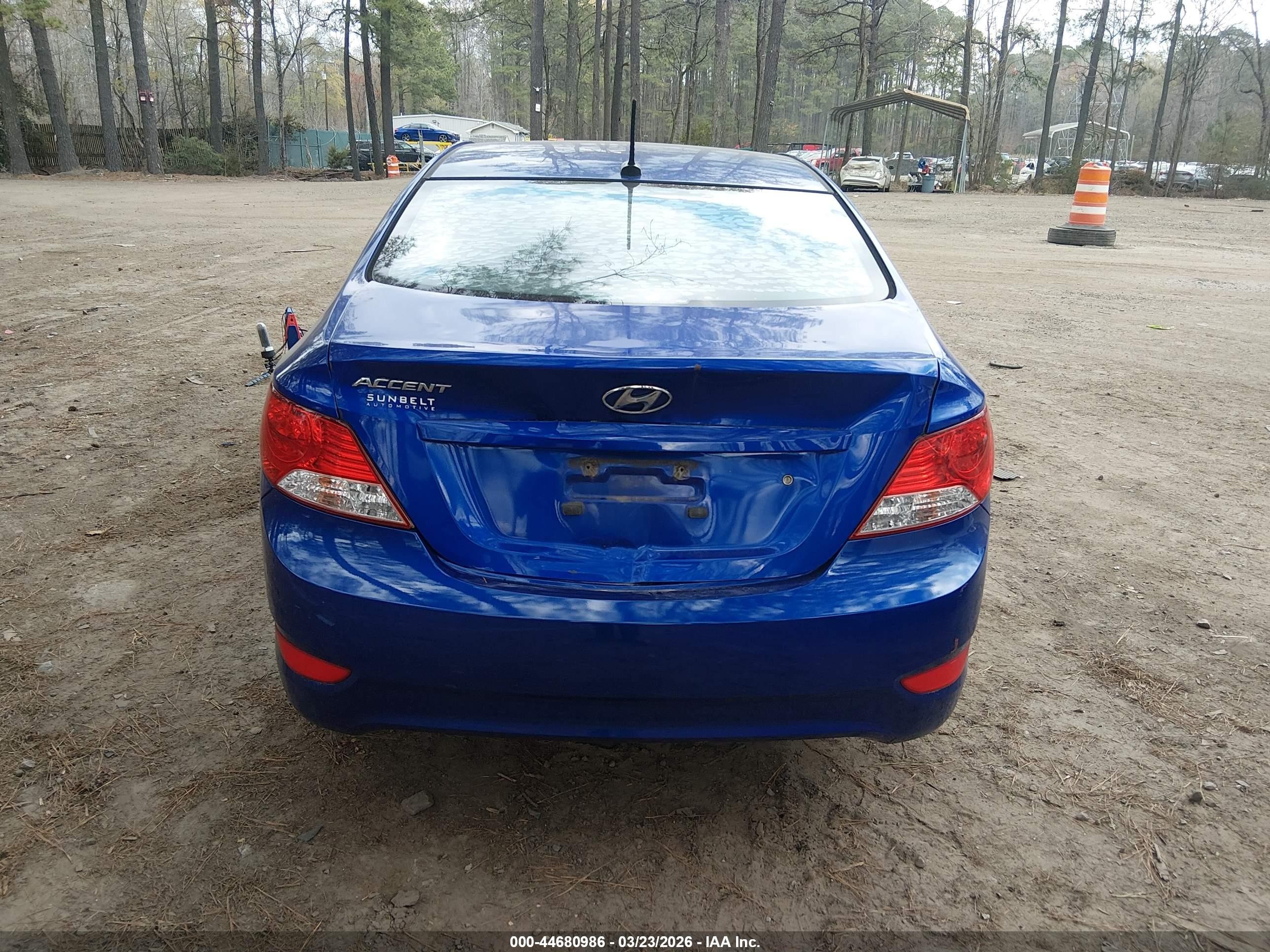 2014 Hyundai Accent Gls Blue vin: KMHCT4AE4EU666893