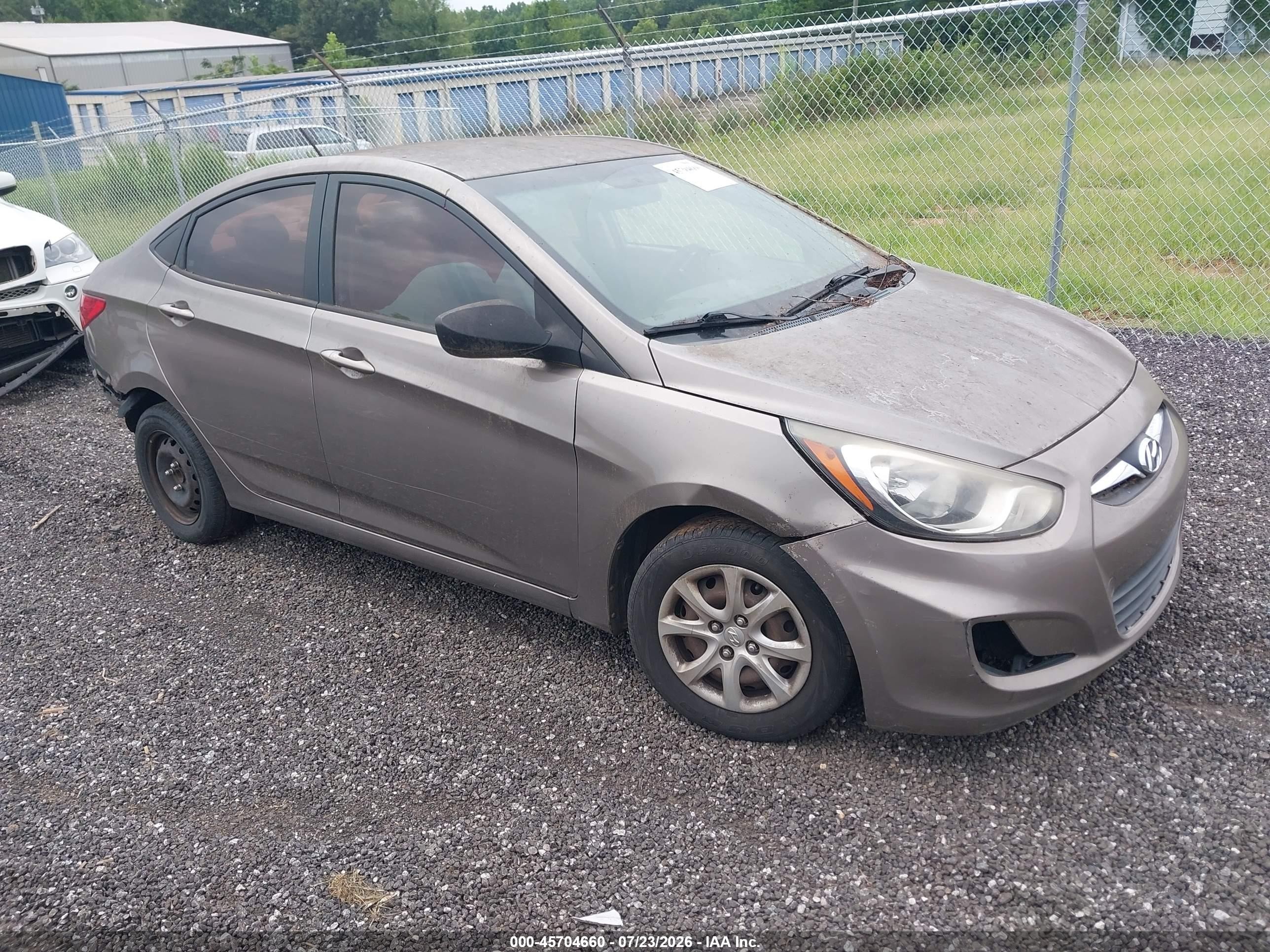 2014 Hyundai Accent Gls Бежевый vin: KMHCT4AE4EU673570