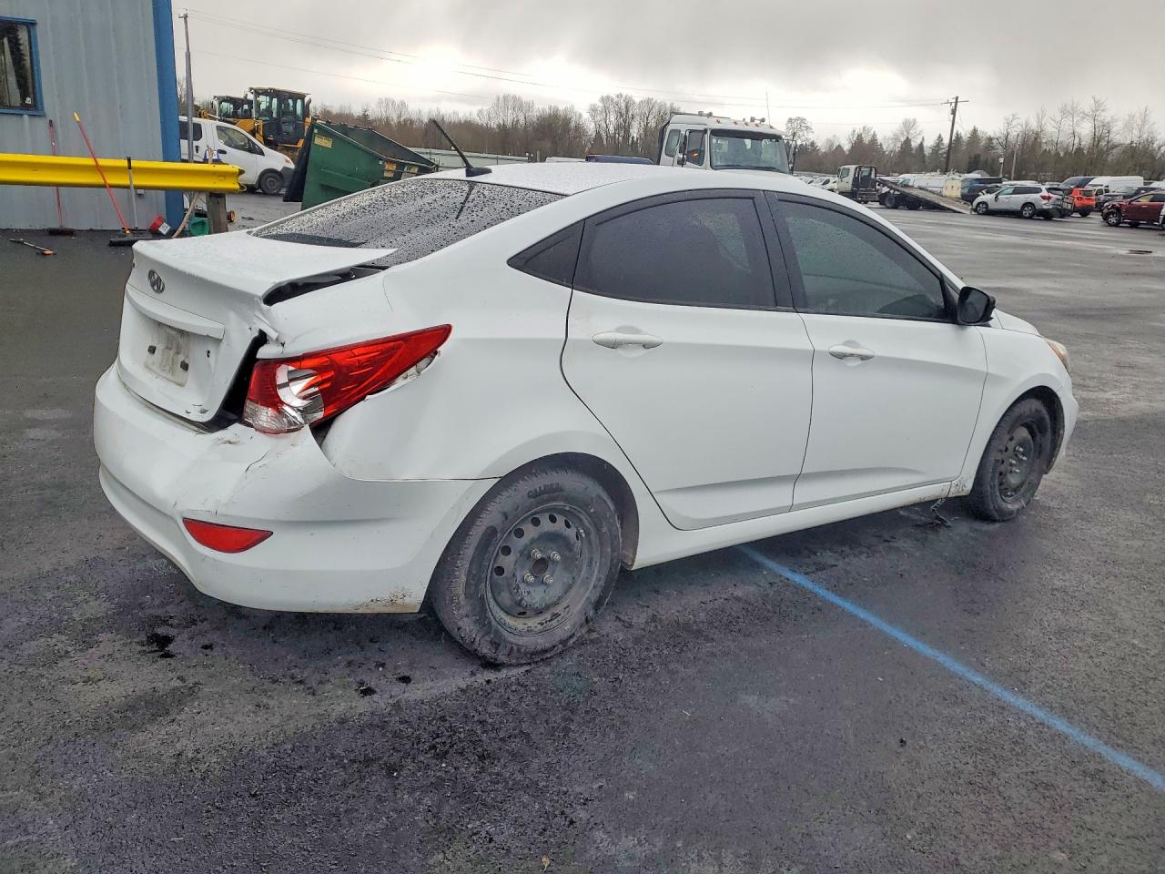 2014 Hyundai Accent Gls White vin: KMHCT4AE4EU684987
