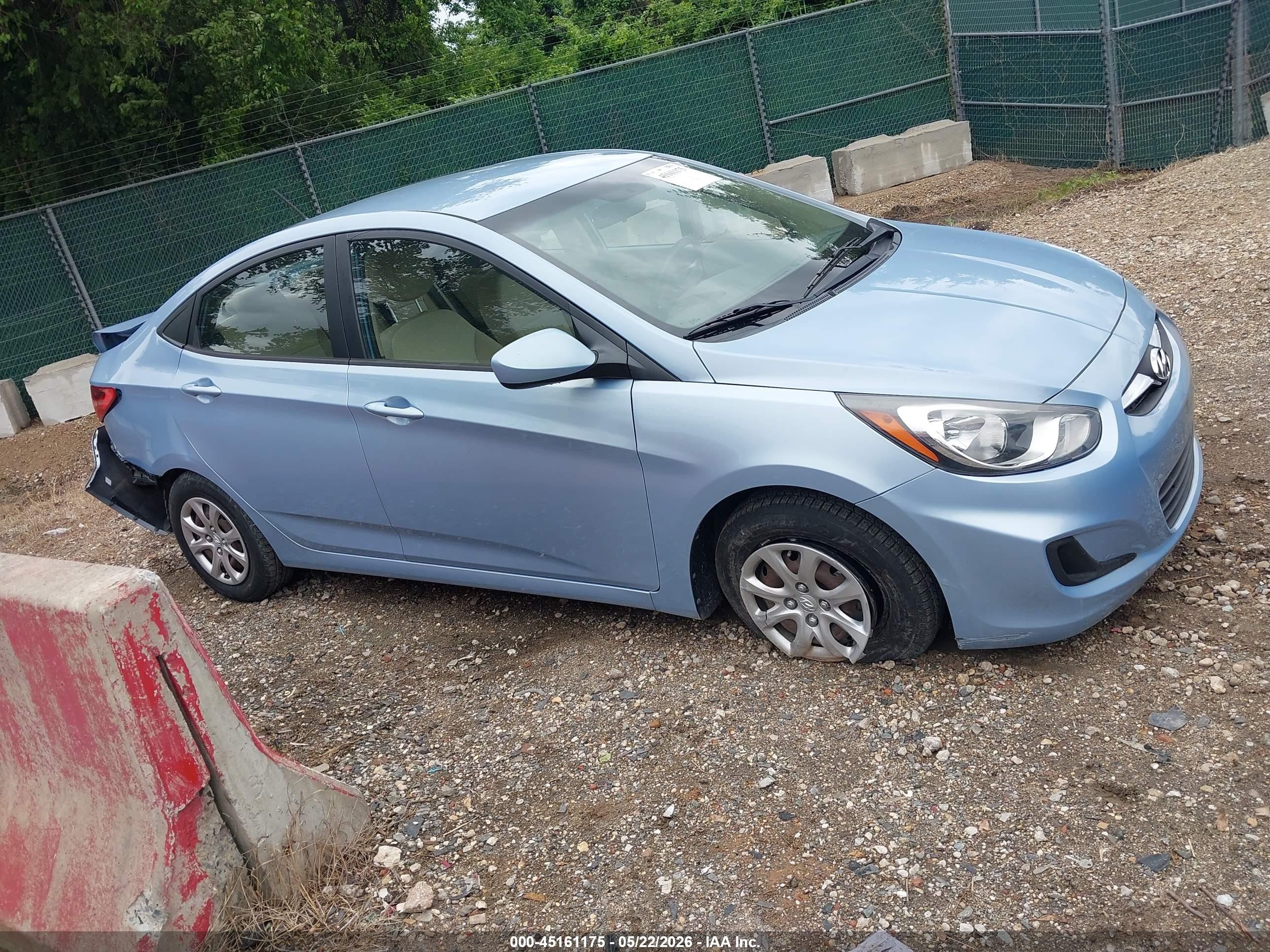 2014 Hyundai Accent Gls Blue vin: KMHCT4AE4EU733704