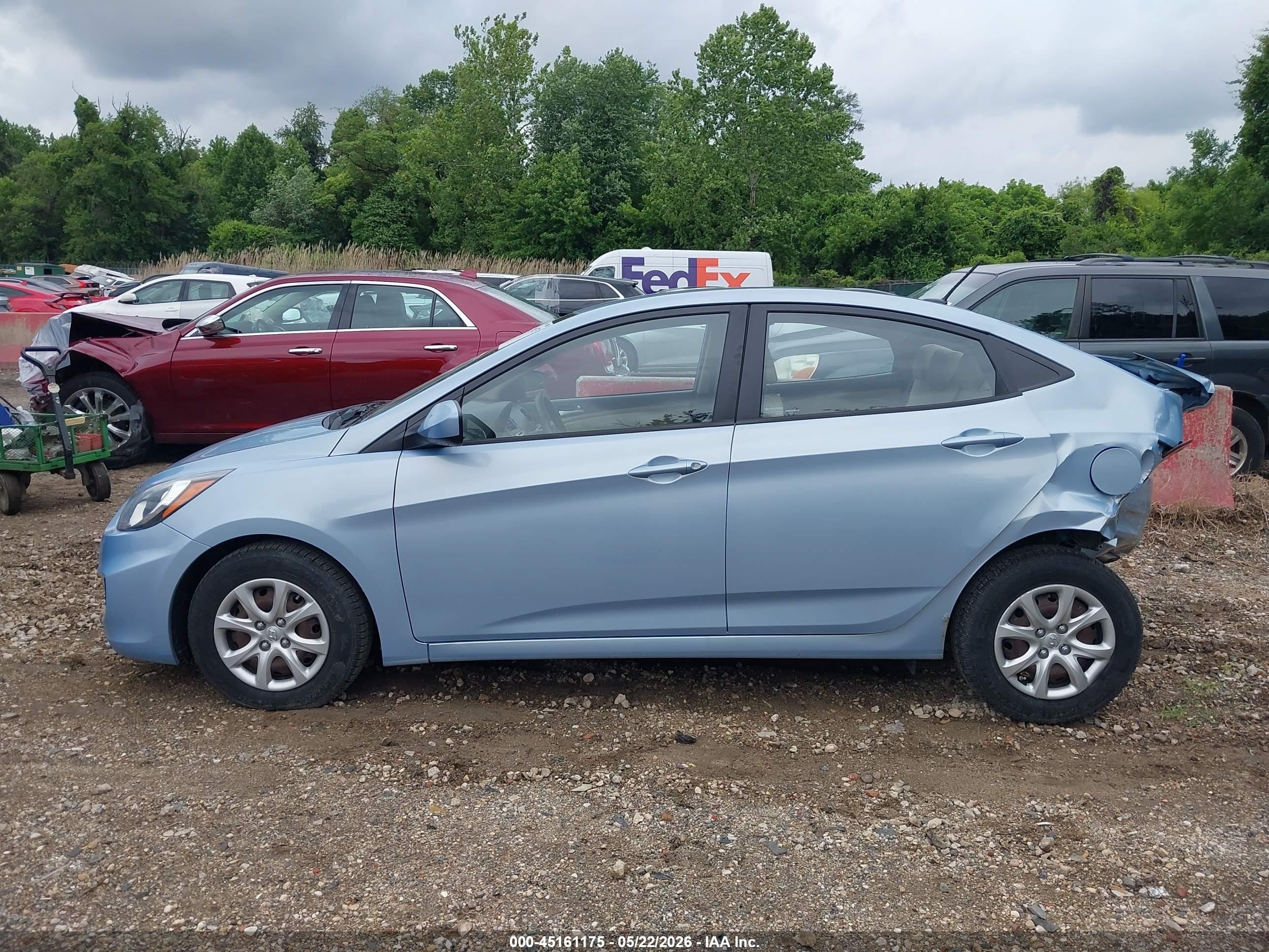 2014 Hyundai Accent Gls Blue vin: KMHCT4AE4EU733704