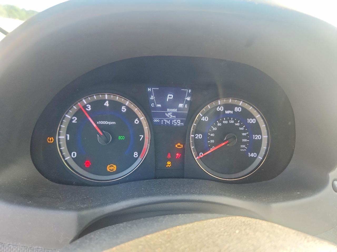 2014 Hyundai Accent Gls Silver vin: KMHCT4AE4EU736943
