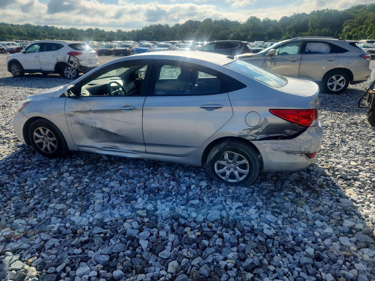 2014 Hyundai Accent Gls Silver vin: KMHCT4AE4EU736943