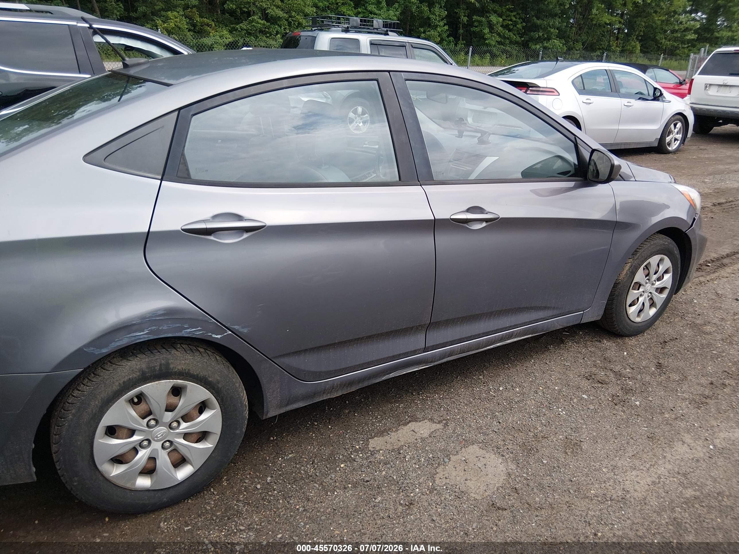 2015 Hyundai Accent Gls Silver vin: KMHCT4AE4FU792382
