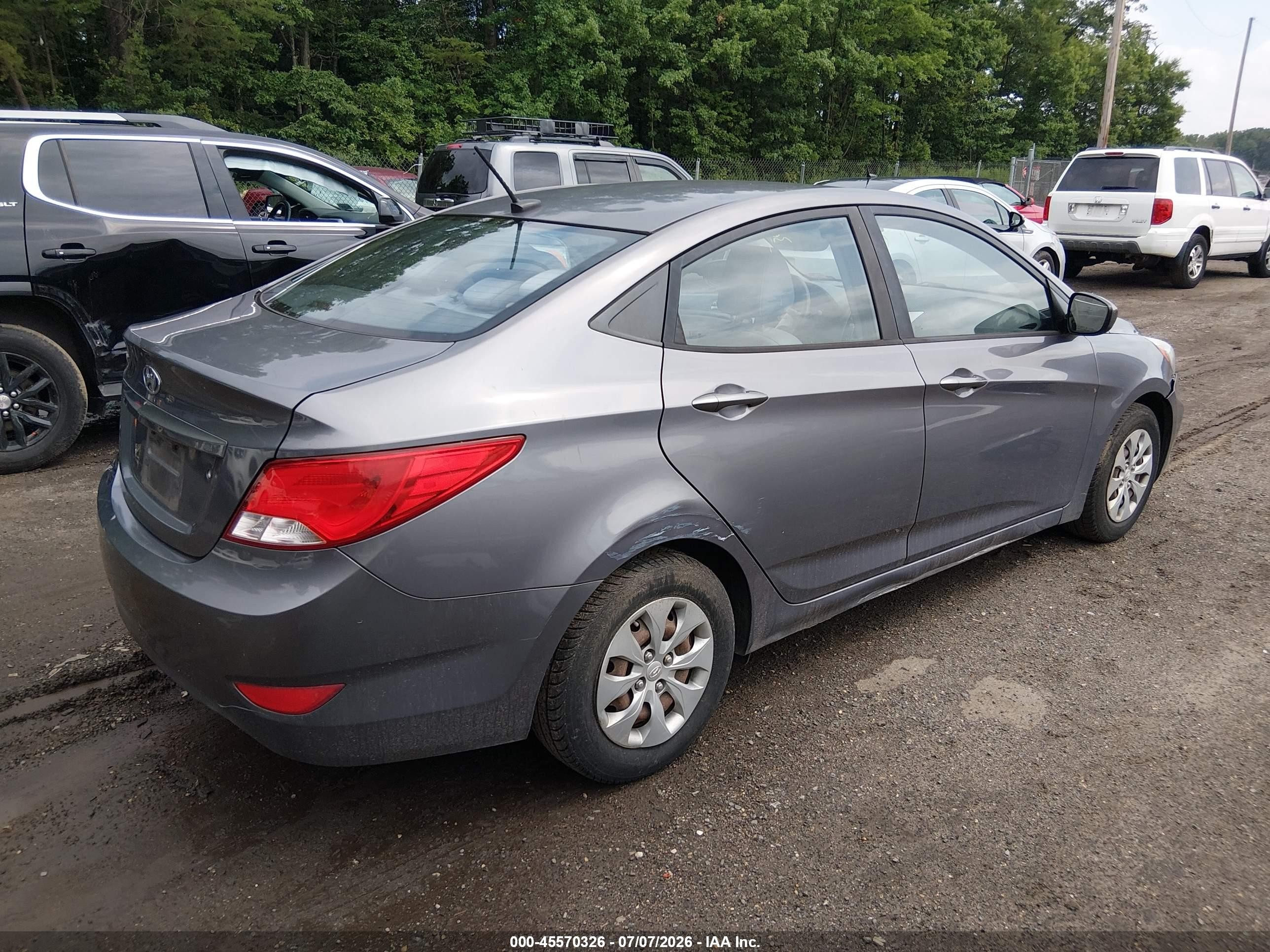 2015 Hyundai Accent Gls Silver vin: KMHCT4AE4FU792382