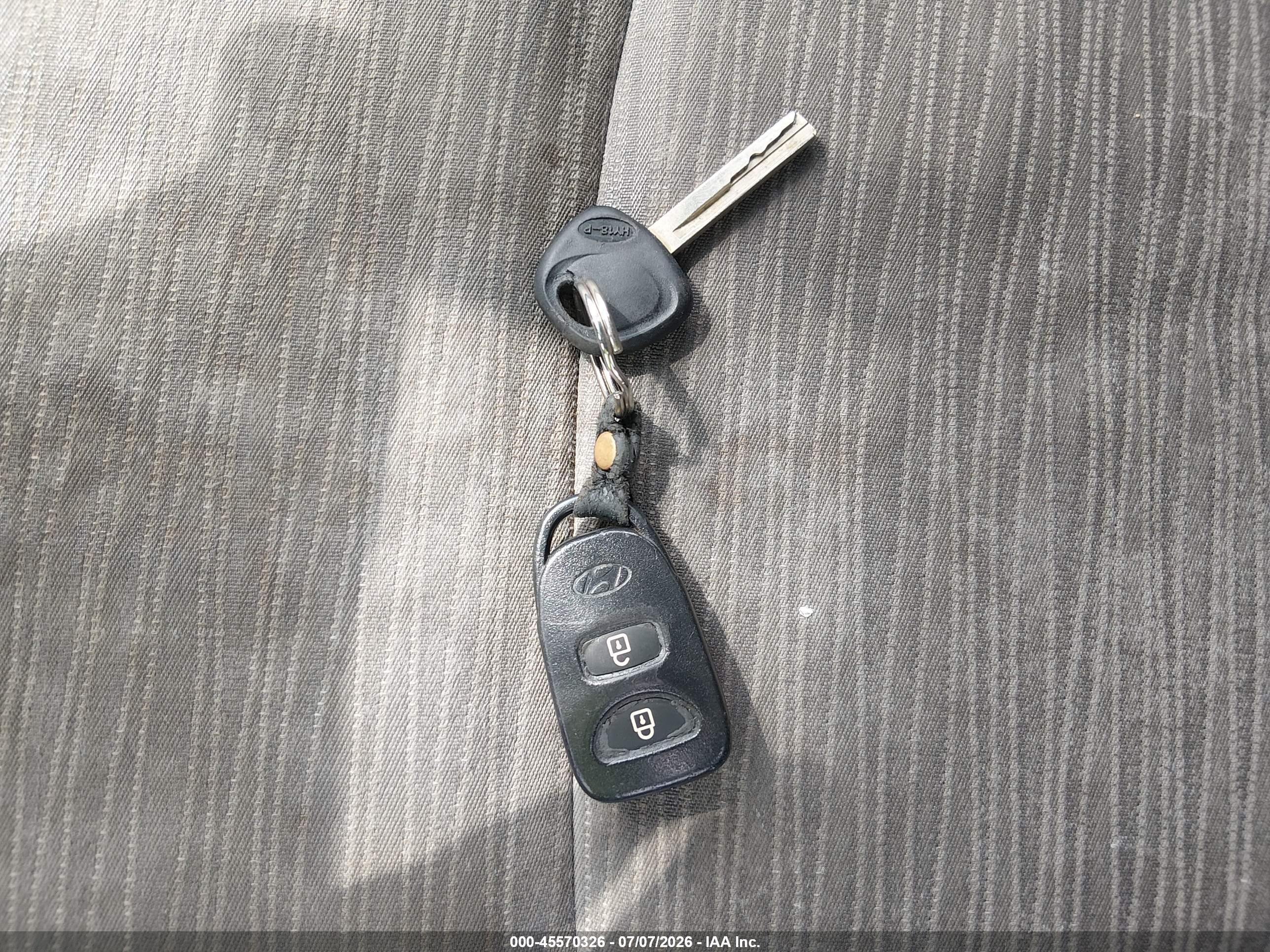 2015 Hyundai Accent Gls Silver vin: KMHCT4AE4FU792382