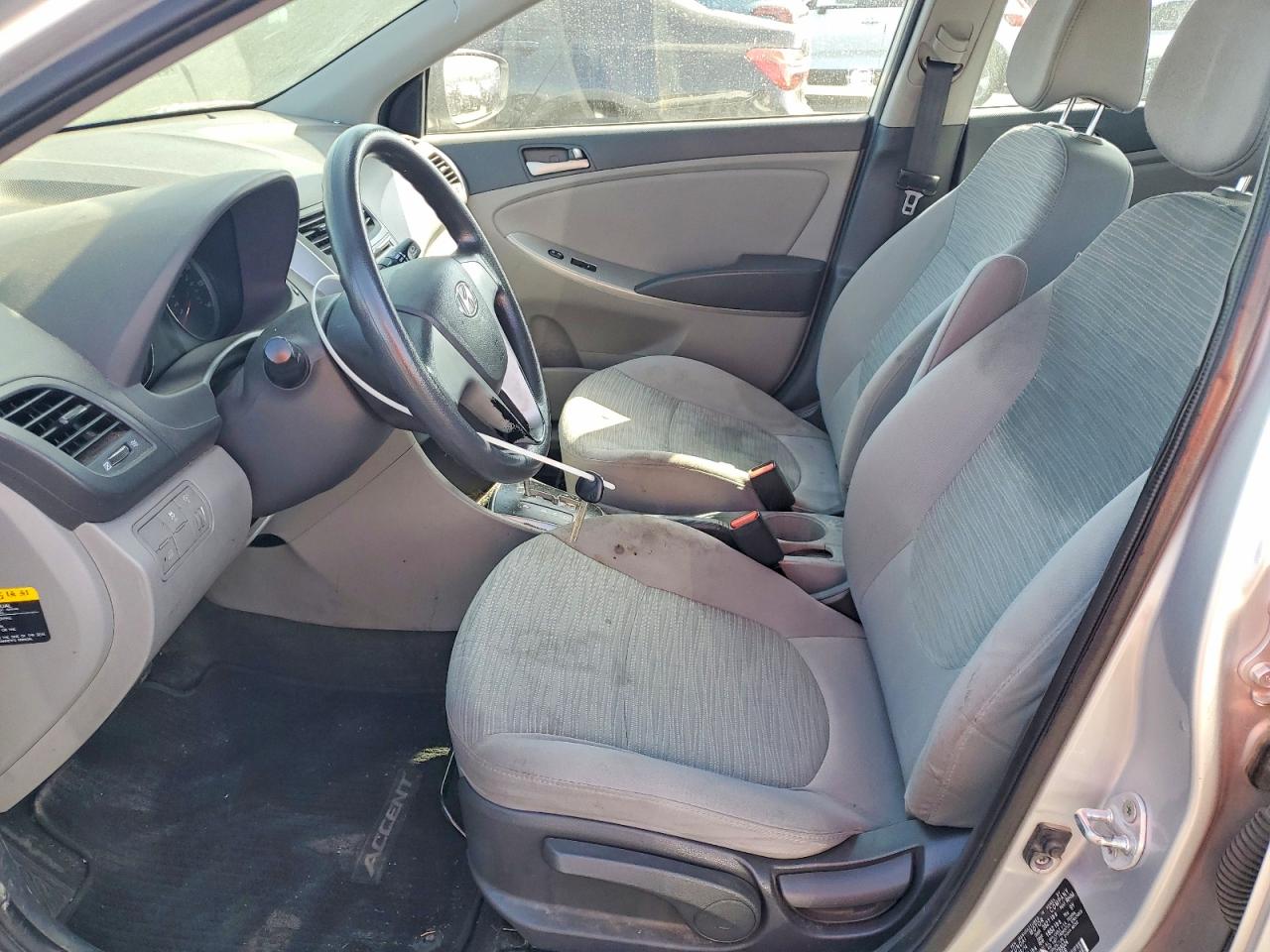 2015 Hyundai Accent Gls Silver vin: KMHCT4AE4FU795024