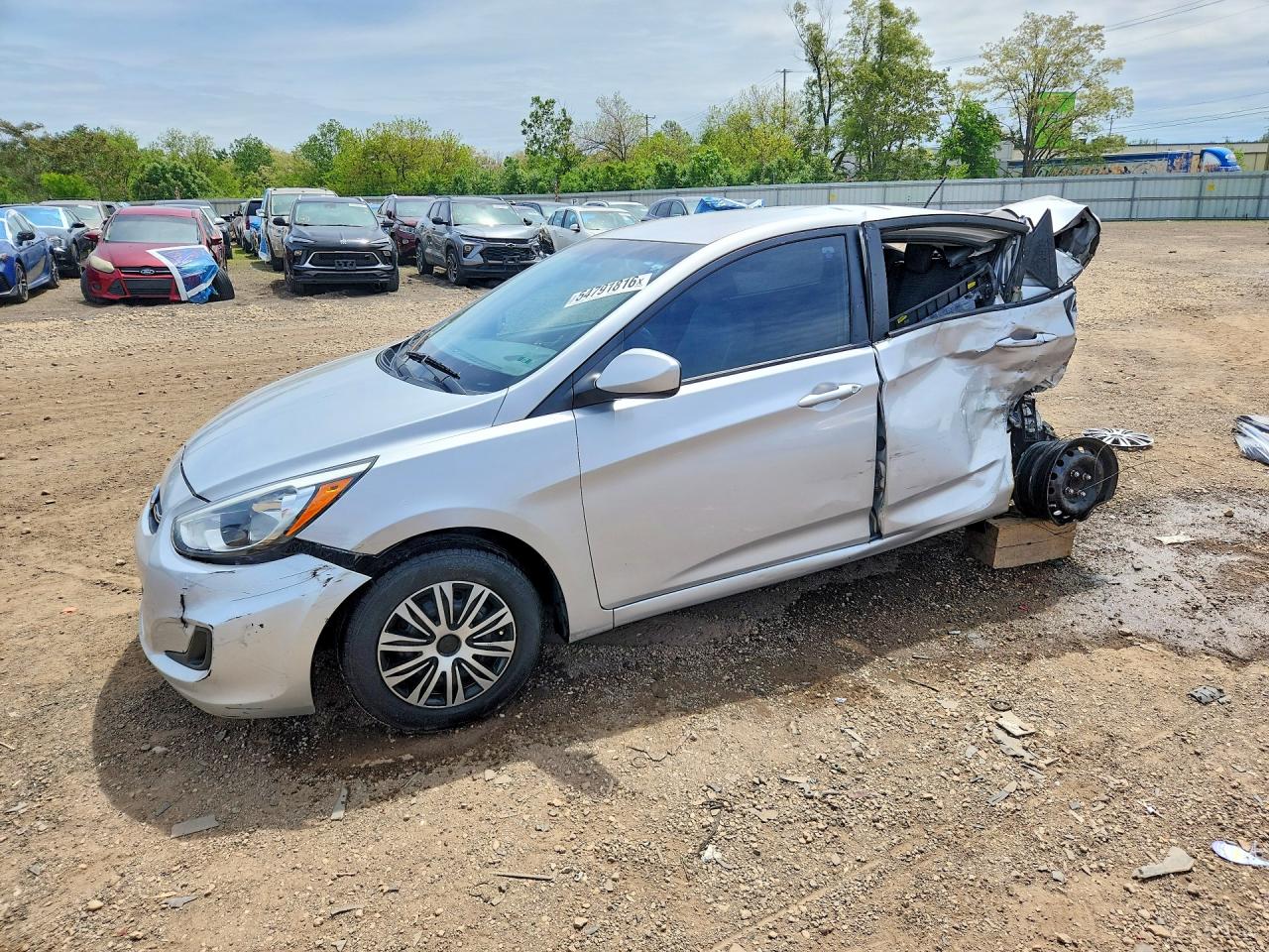 2015 Hyundai Accent Gls Silver vin: KMHCT4AE4FU799686