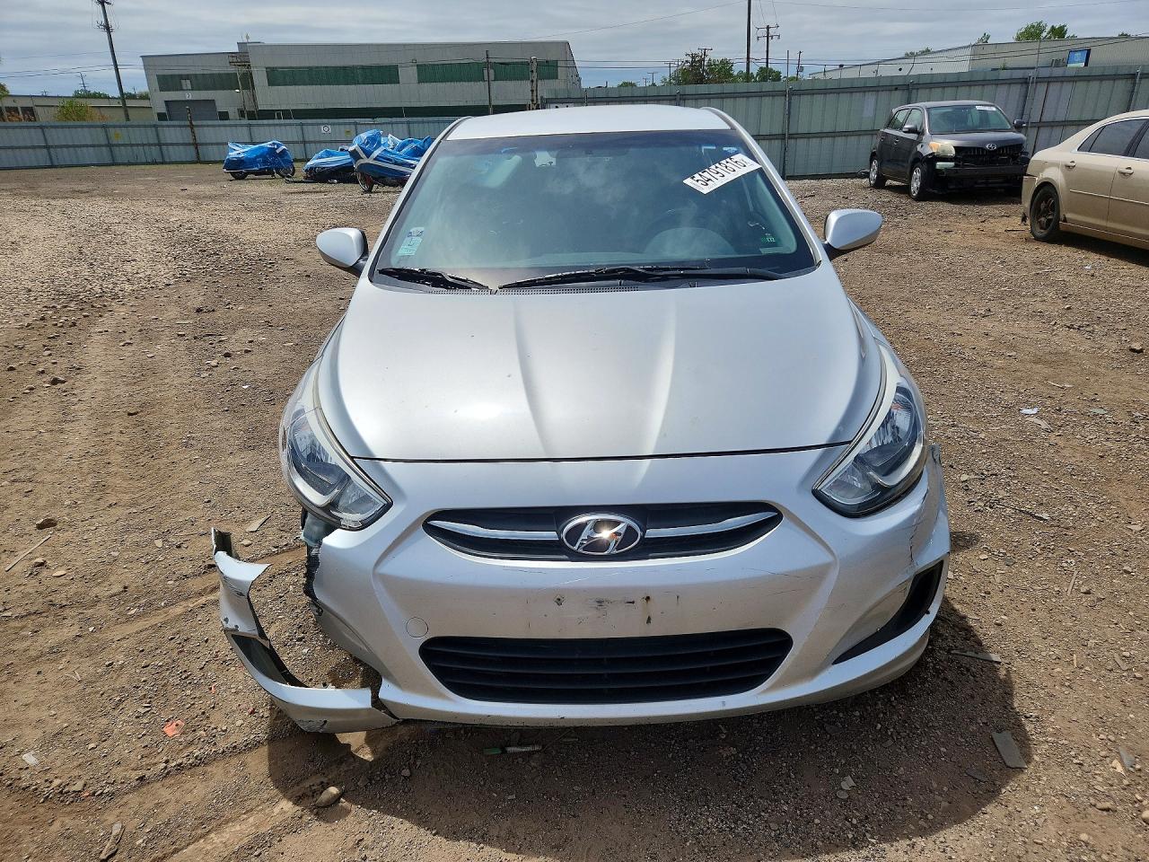 2015 Hyundai Accent Gls Silver vin: KMHCT4AE4FU799686