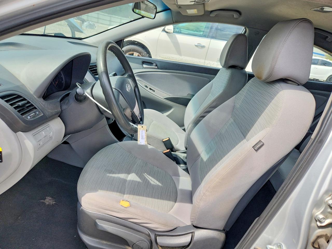 2015 Hyundai Accent Gls Silver vin: KMHCT4AE4FU803512