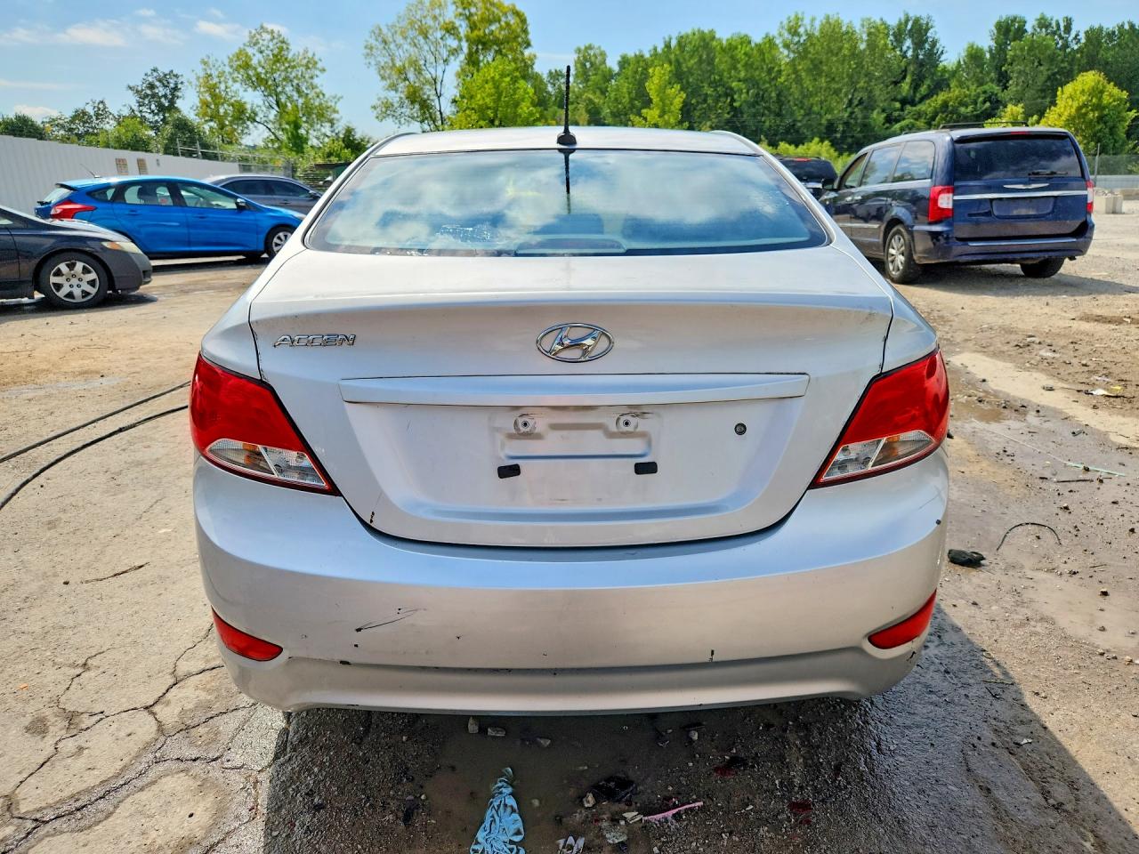 2015 Hyundai Accent Gls Silver vin: KMHCT4AE4FU803512