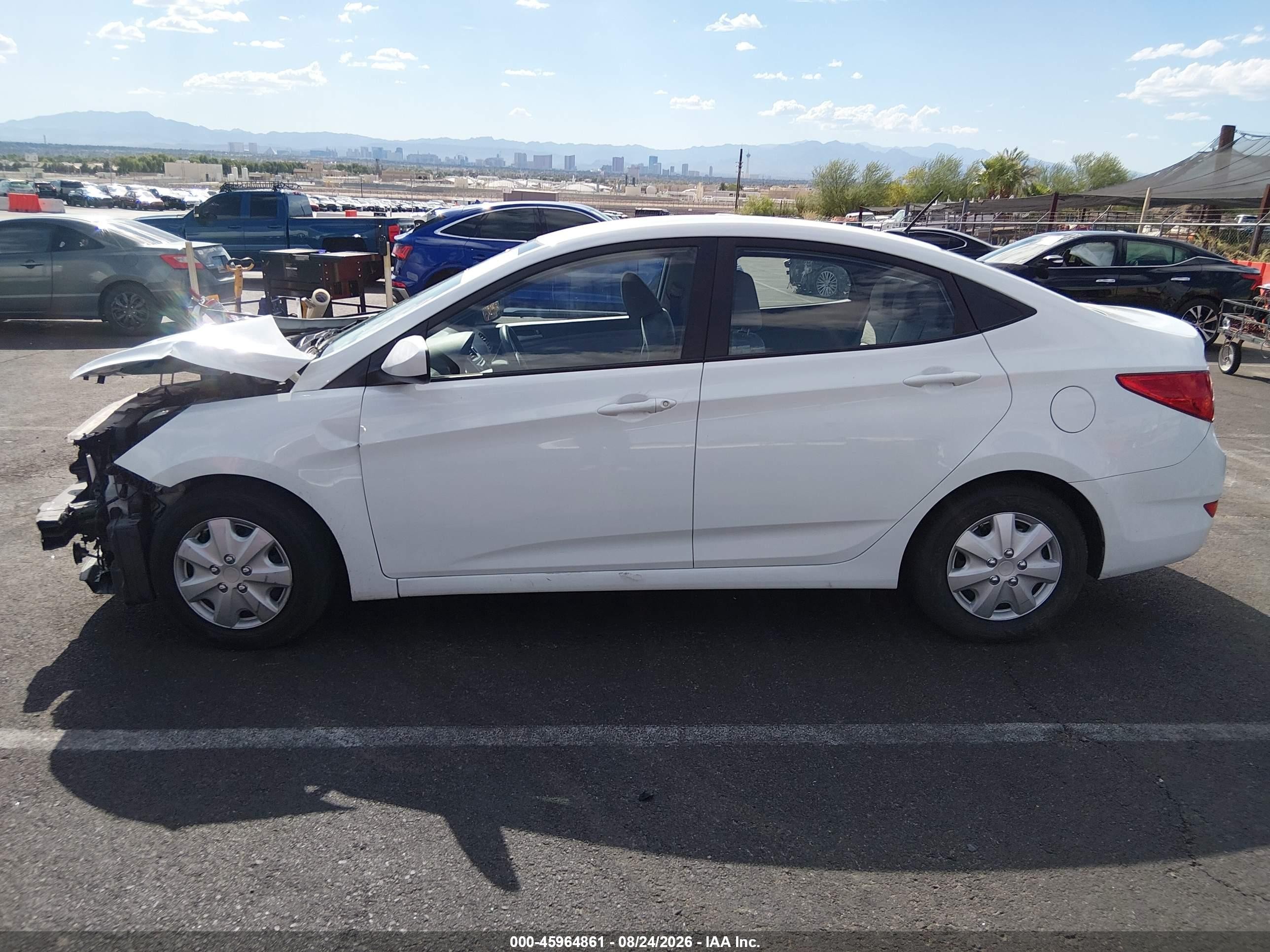 2015 Hyundai Accent Gls White vin: KMHCT4AE4FU863547