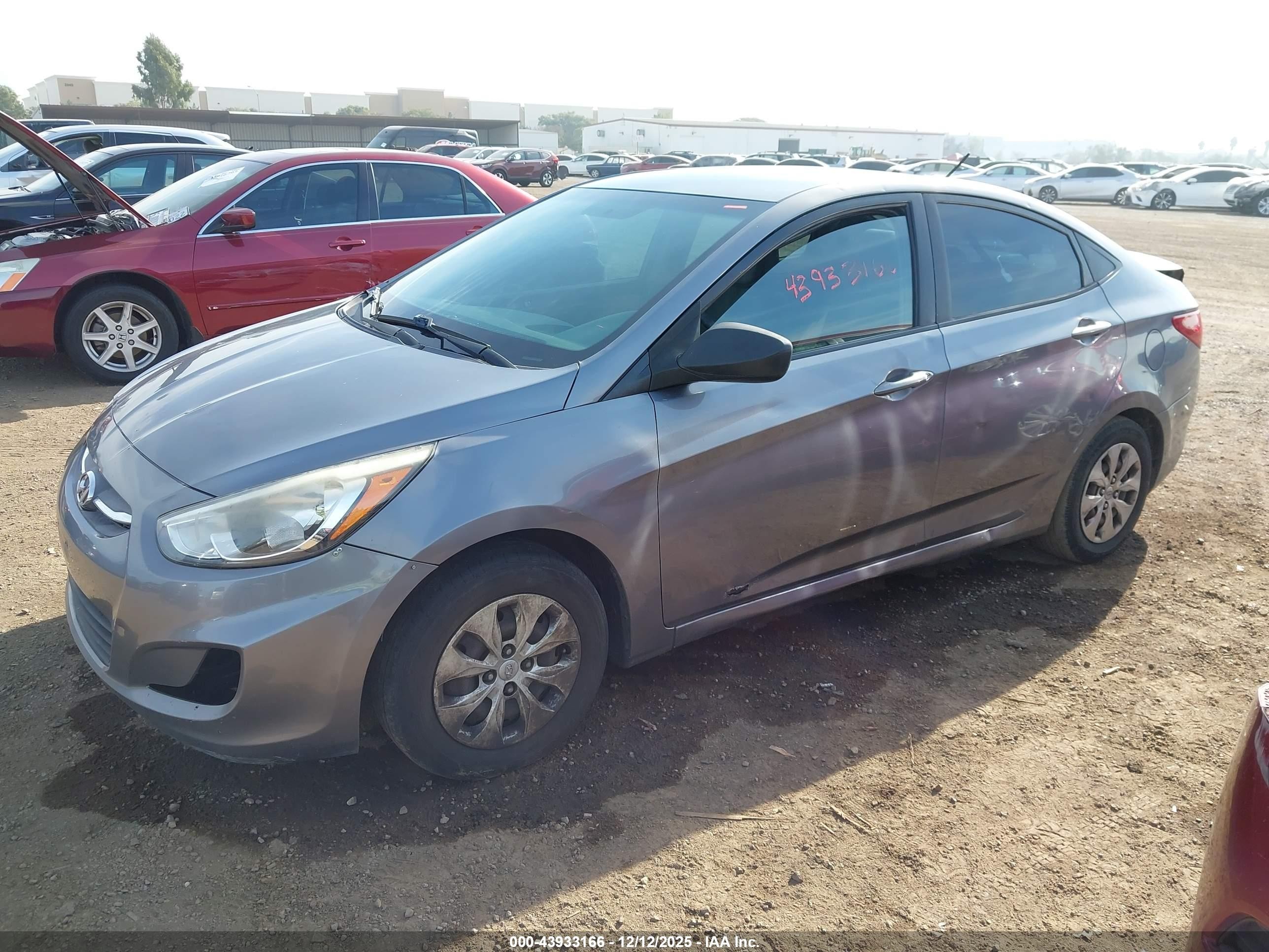 2016 Hyundai Accent Se Gray vin: KMHCT4AE4GU013788