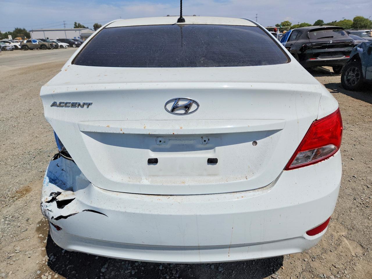 2016 Hyundai Accent Se White vin: KMHCT4AE4GU994737