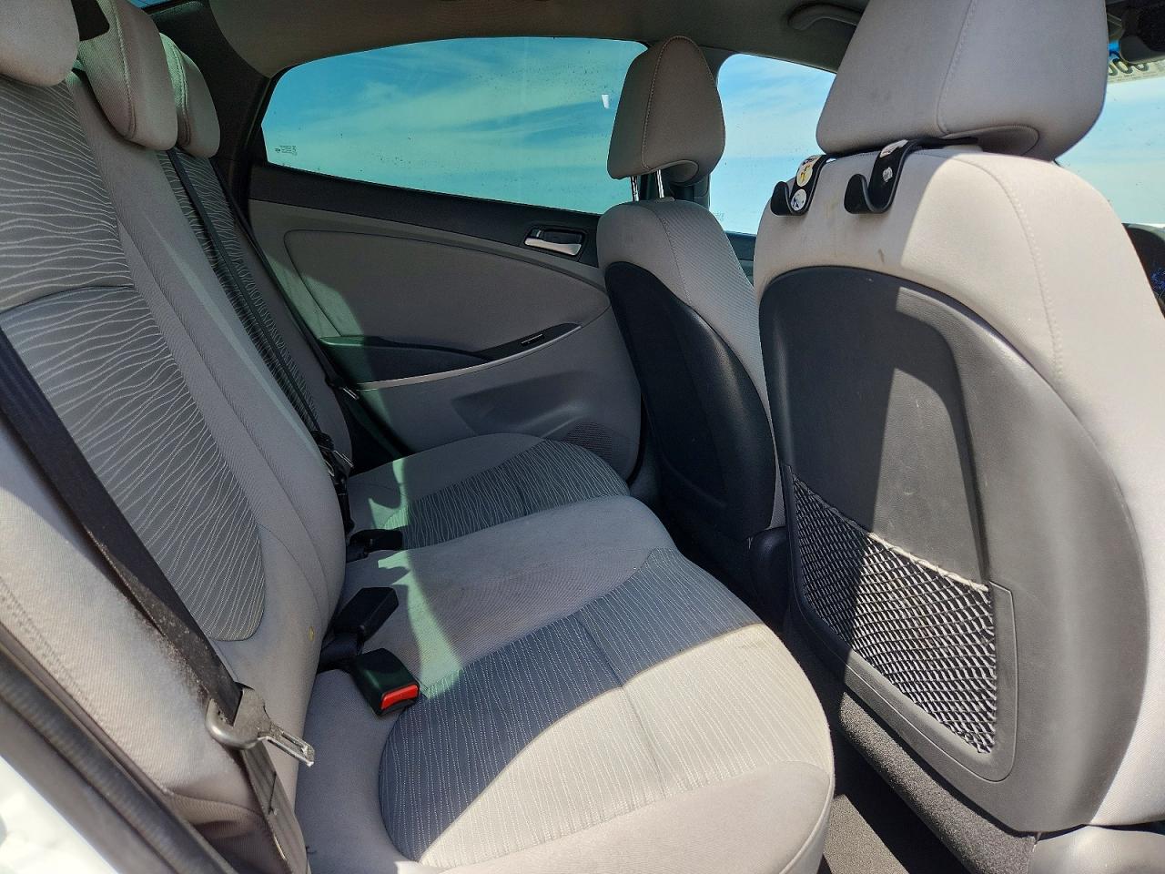 2016 Hyundai Accent Se White vin: KMHCT4AE4GU994737