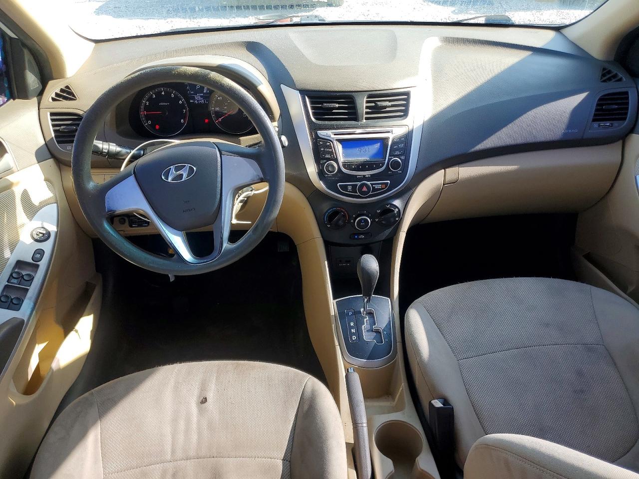 2012 Hyundai Accent Gls White vin: KMHCT4AE5CU070141