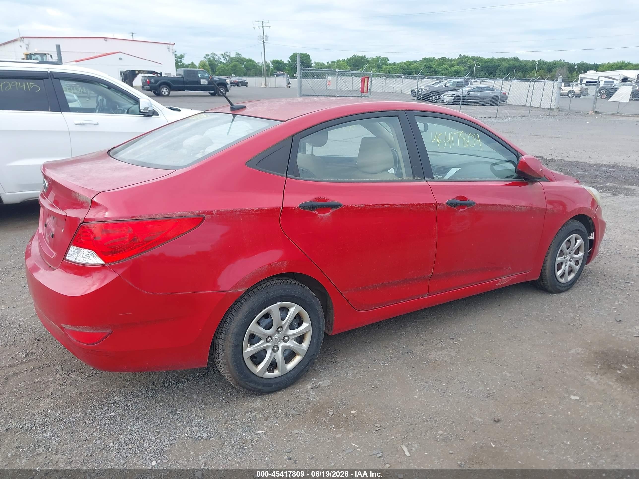 2012 Hyundai Accent Gls Красный vin: KMHCT4AE5CU093323