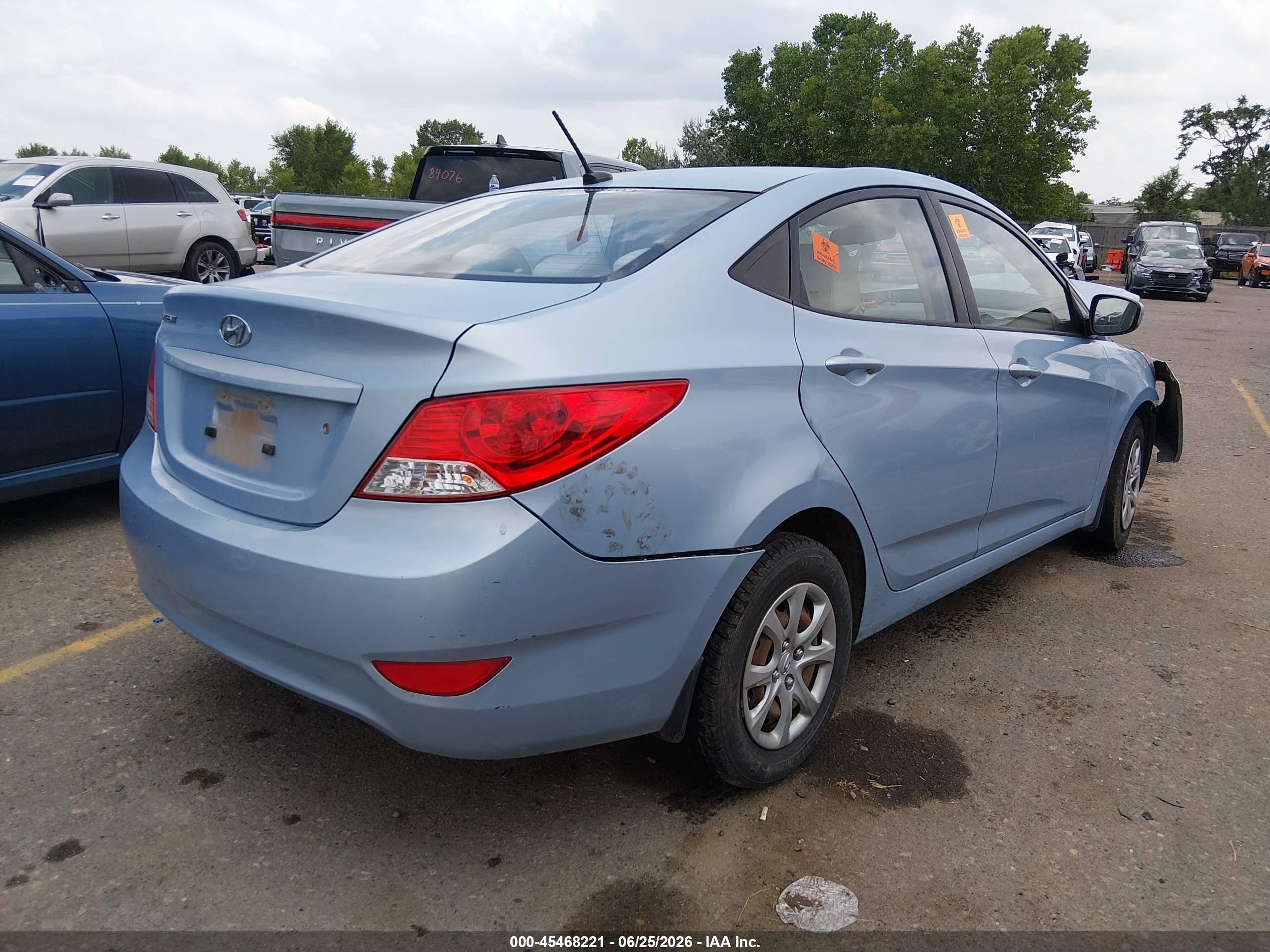 2012 Hyundai Accent Gls Blue vin: KMHCT4AE5CU109195