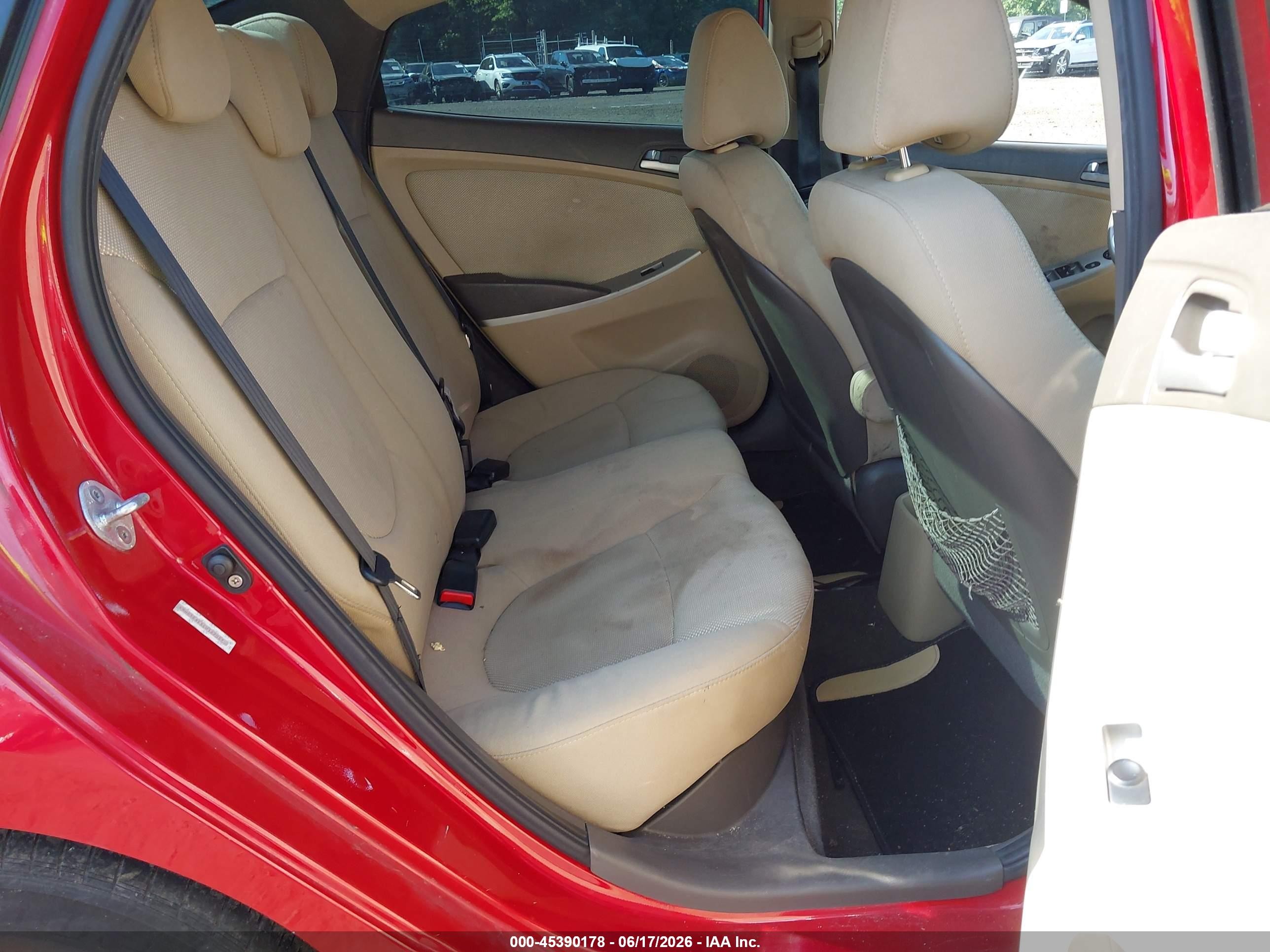 2012 Hyundai Accent Gls Red vin: KMHCT4AE5CU127051