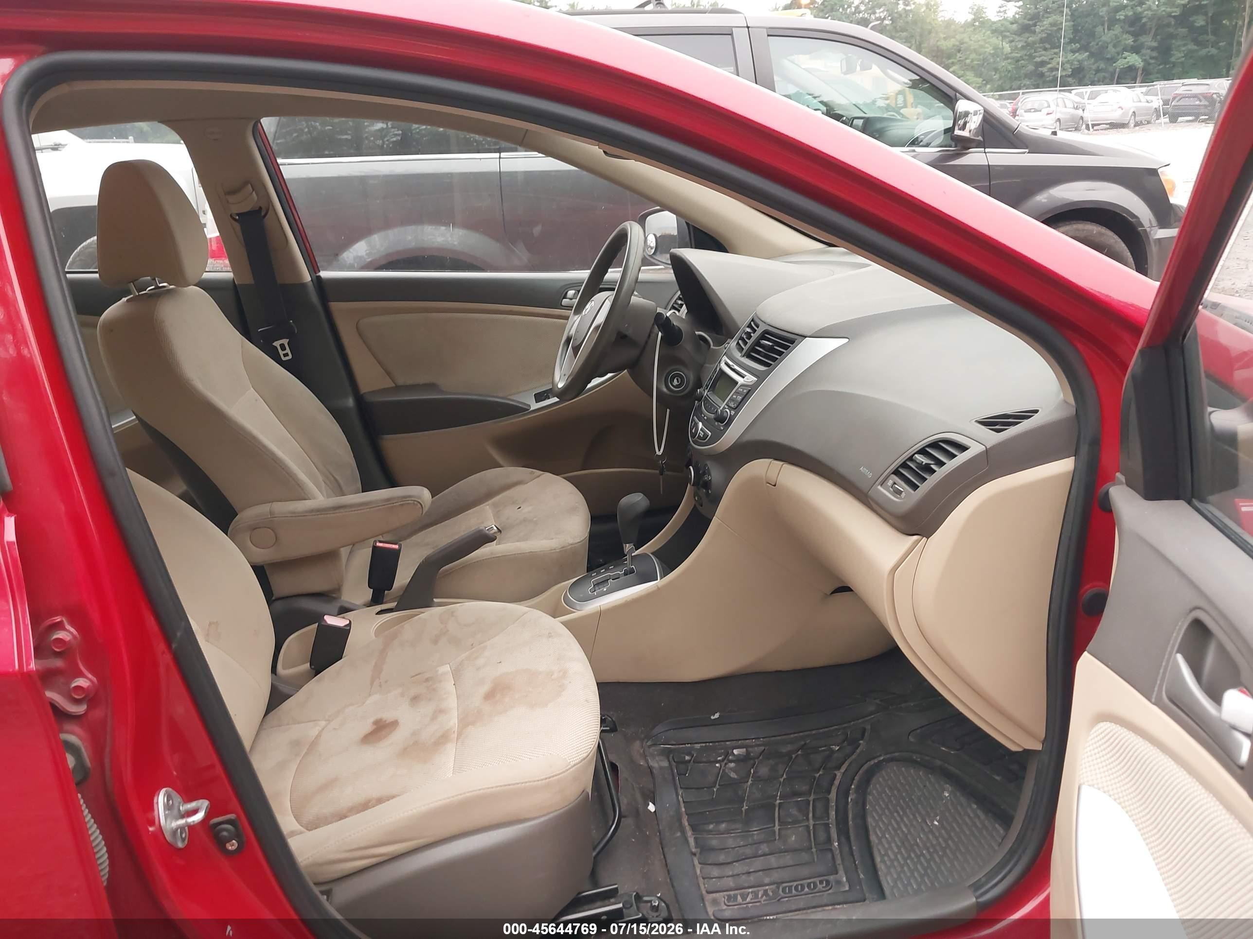 2012 Hyundai Accent Gls Red vin: KMHCT4AE5CU195351