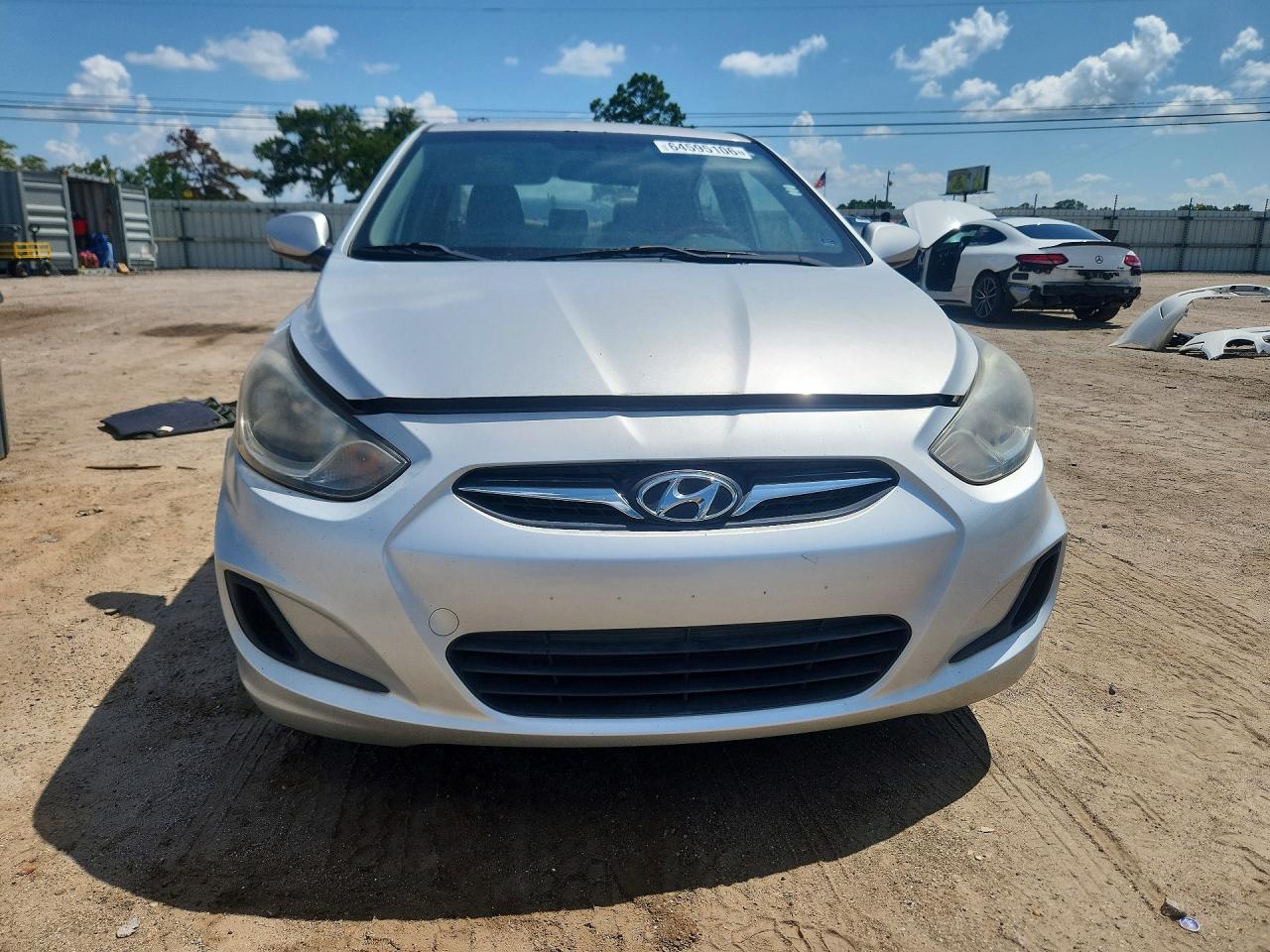 2012 Hyundai Accent Gls Серебряный vin: KMHCT4AE5CU202945