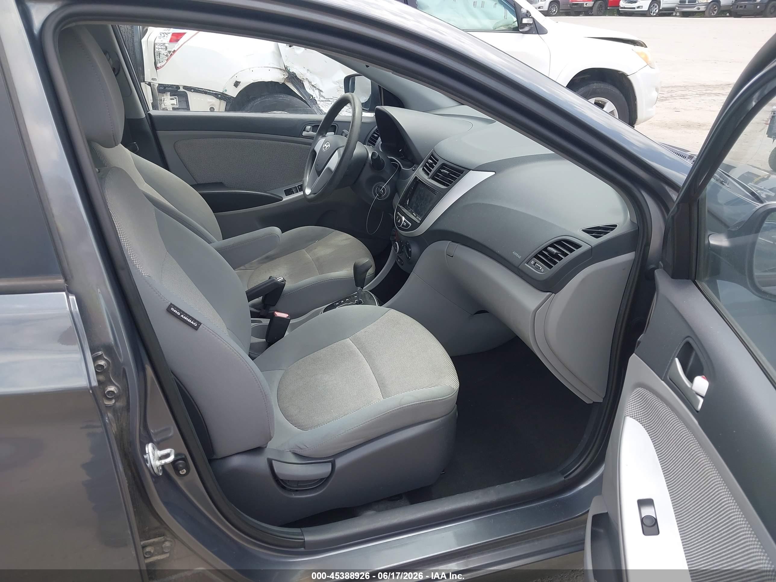 2012 Hyundai Accent Gls Gray vin: KMHCT4AE5CU253622