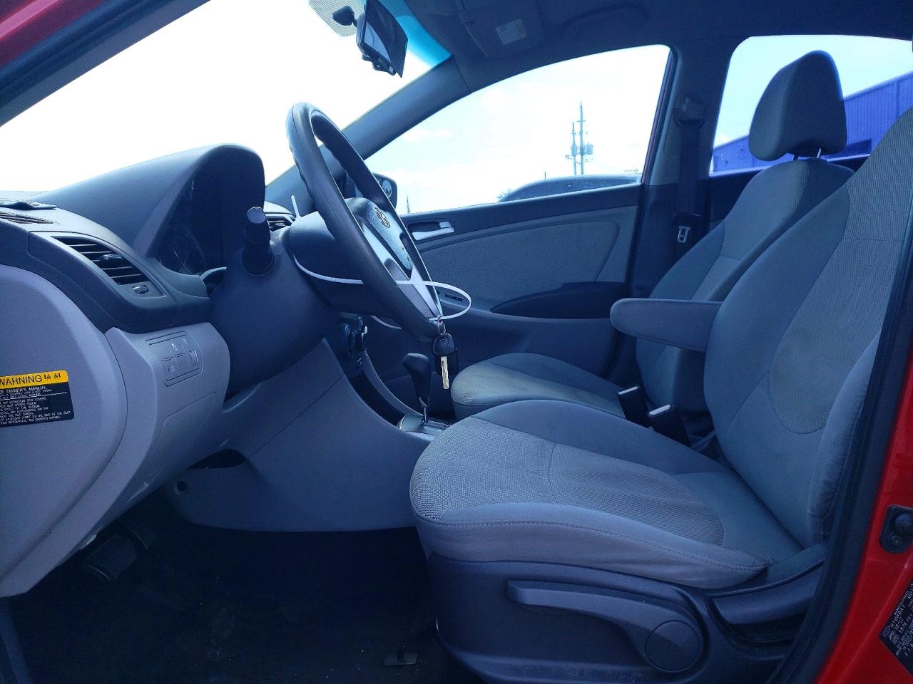 2013 Hyundai Accent Gls Red vin: KMHCT4AE5DU271863
