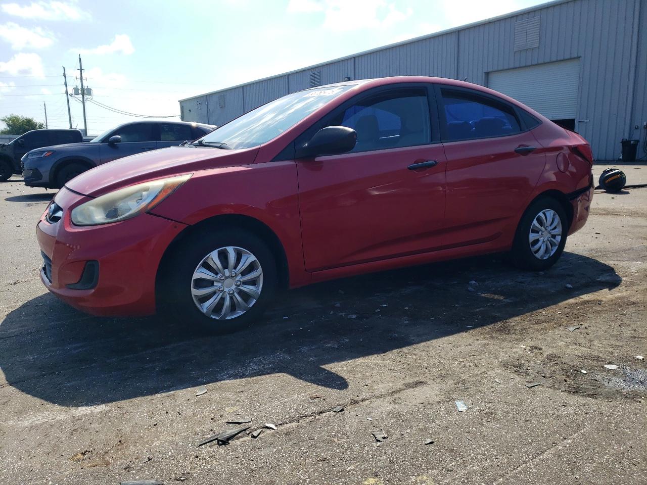 2013 Hyundai Accent Gls Red vin: KMHCT4AE5DU271863