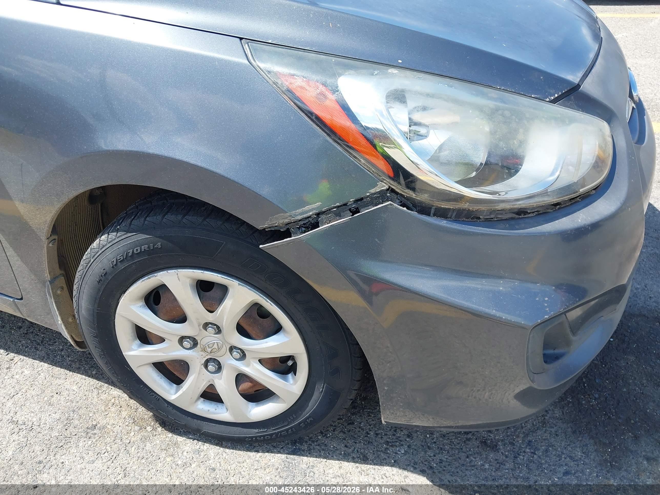 2013 Hyundai Accent Gls Blue vin: KMHCT4AE5DU281972