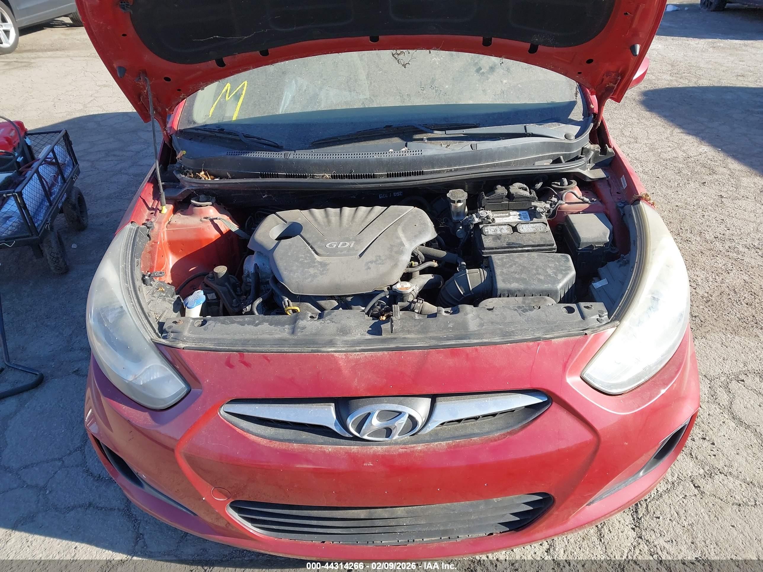 2013 Hyundai Accent Gls Red vin: KMHCT4AE5DU305509